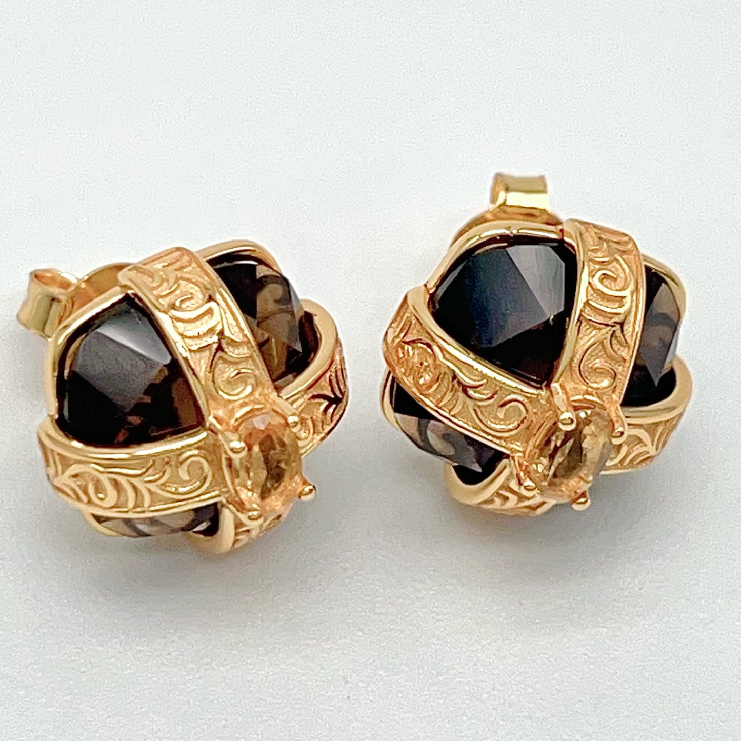 Retro Wind . Smoky quartz earring Stud in Silver 925