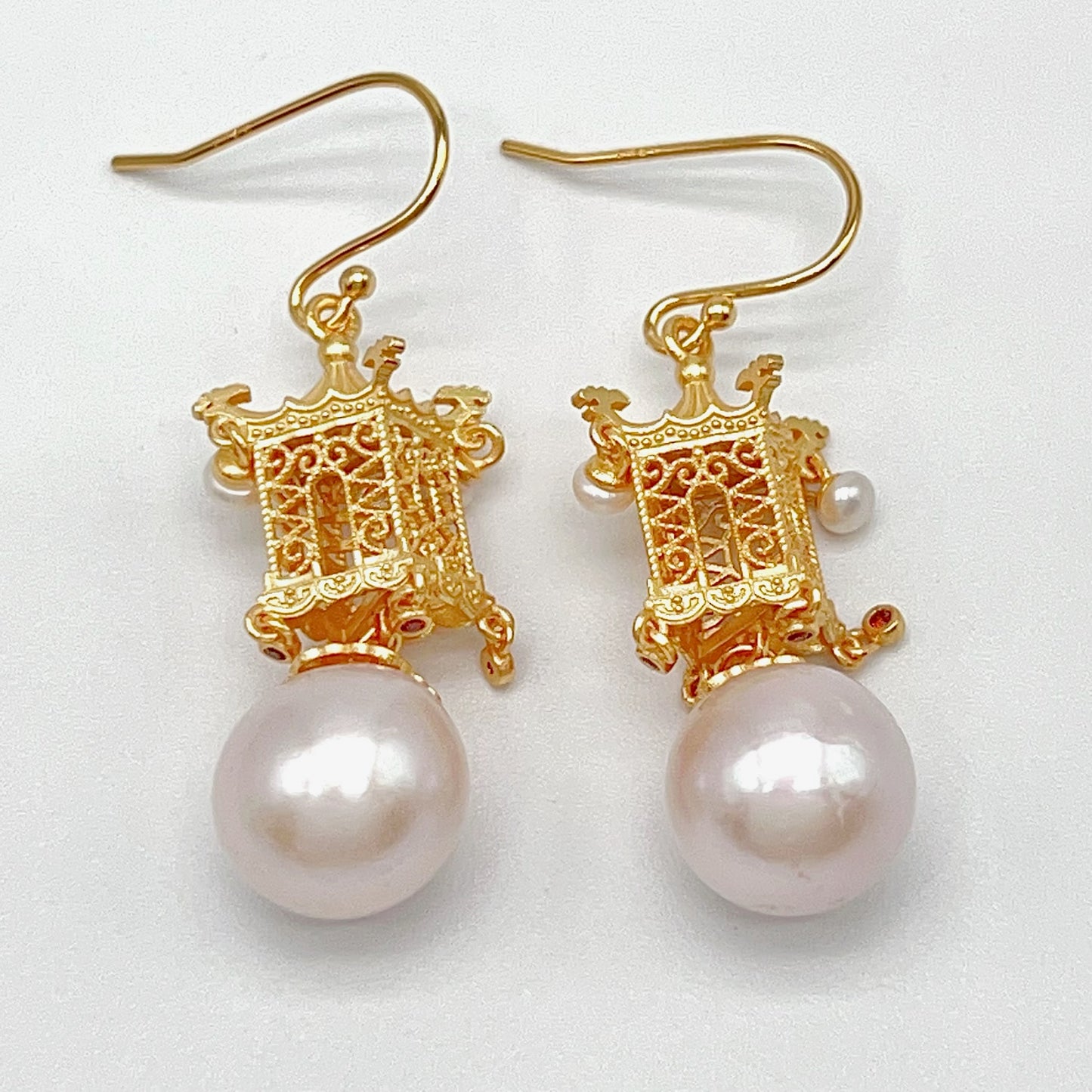 Retro Wind. Earring of Edison Pearl in Silver 925. Ancient Oriental Temple Three-Dimensional