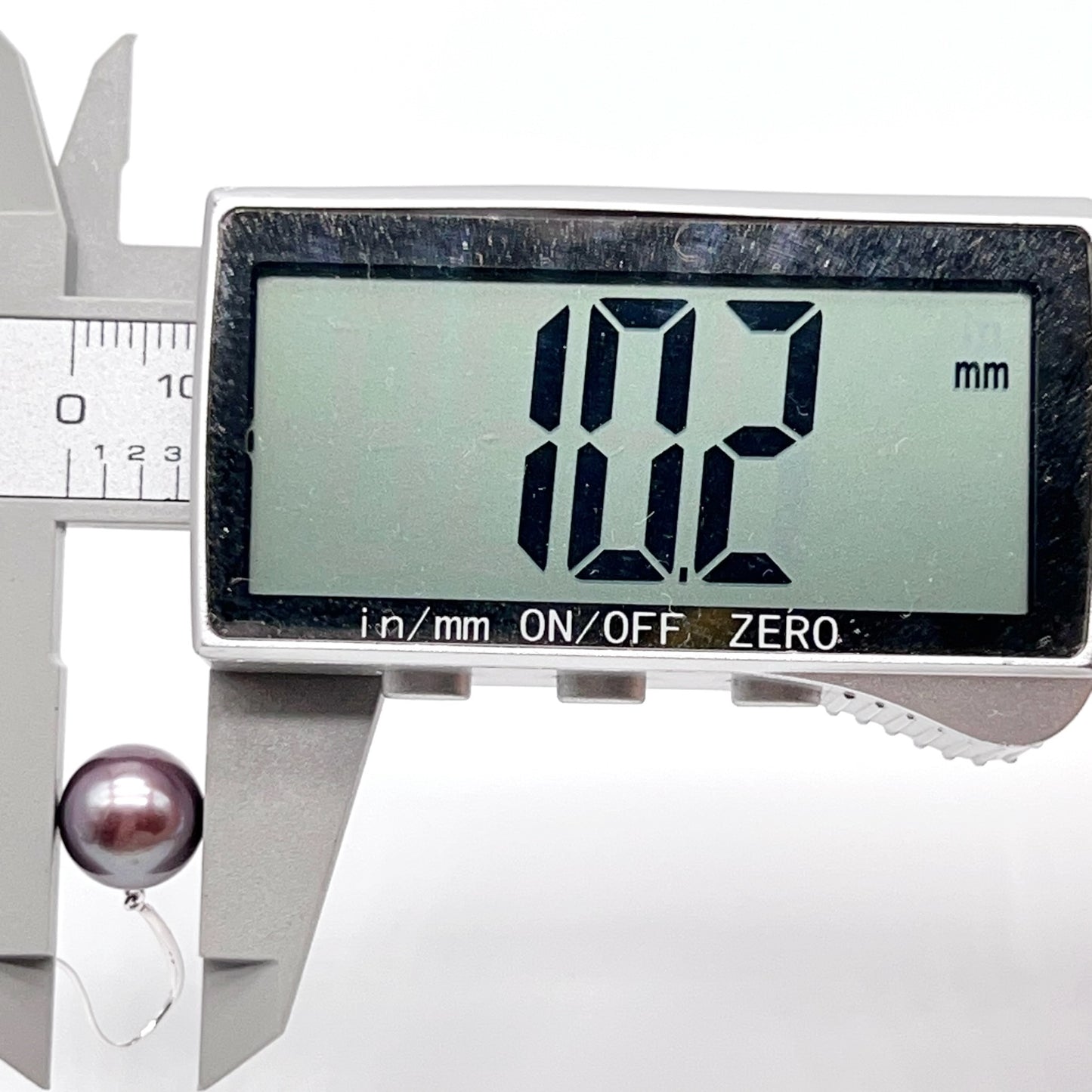 Classic. Sunset Purple Edison Pearl Earring Dangle in Platinum. PT900