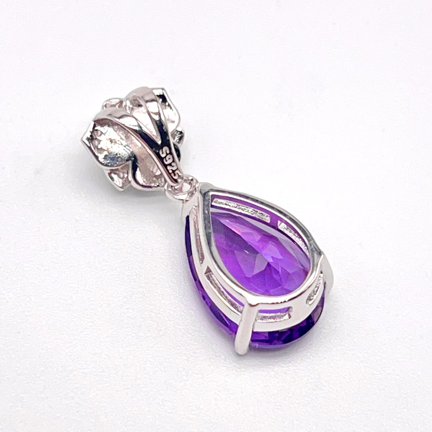 Contemporary Cocktail. Set of Amethyst in Silver 925. Camellia