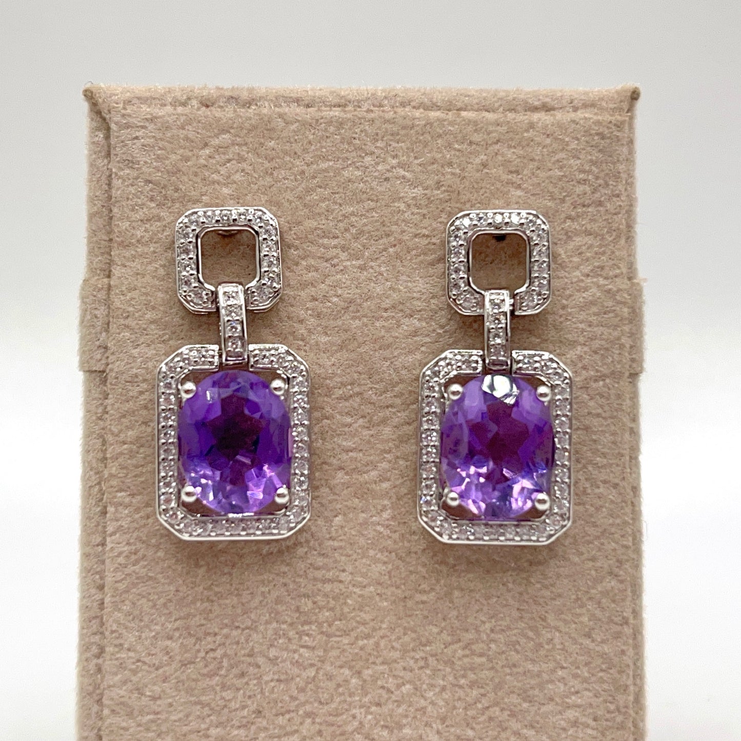 Contemporary Cocktail . Amethyst Earring in Silver 925. Art Deco Inspired