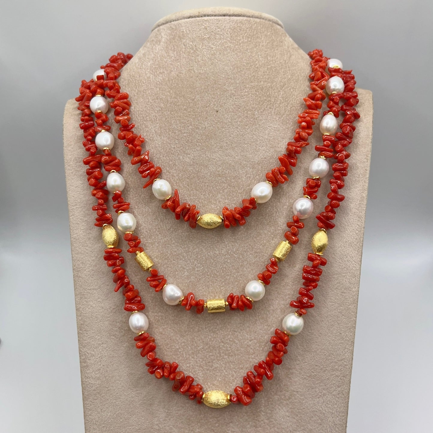 Italian Artisan Collection . Coral & Pearl 3 Layer Necklace in Silver 925 . Olive & Pillar
