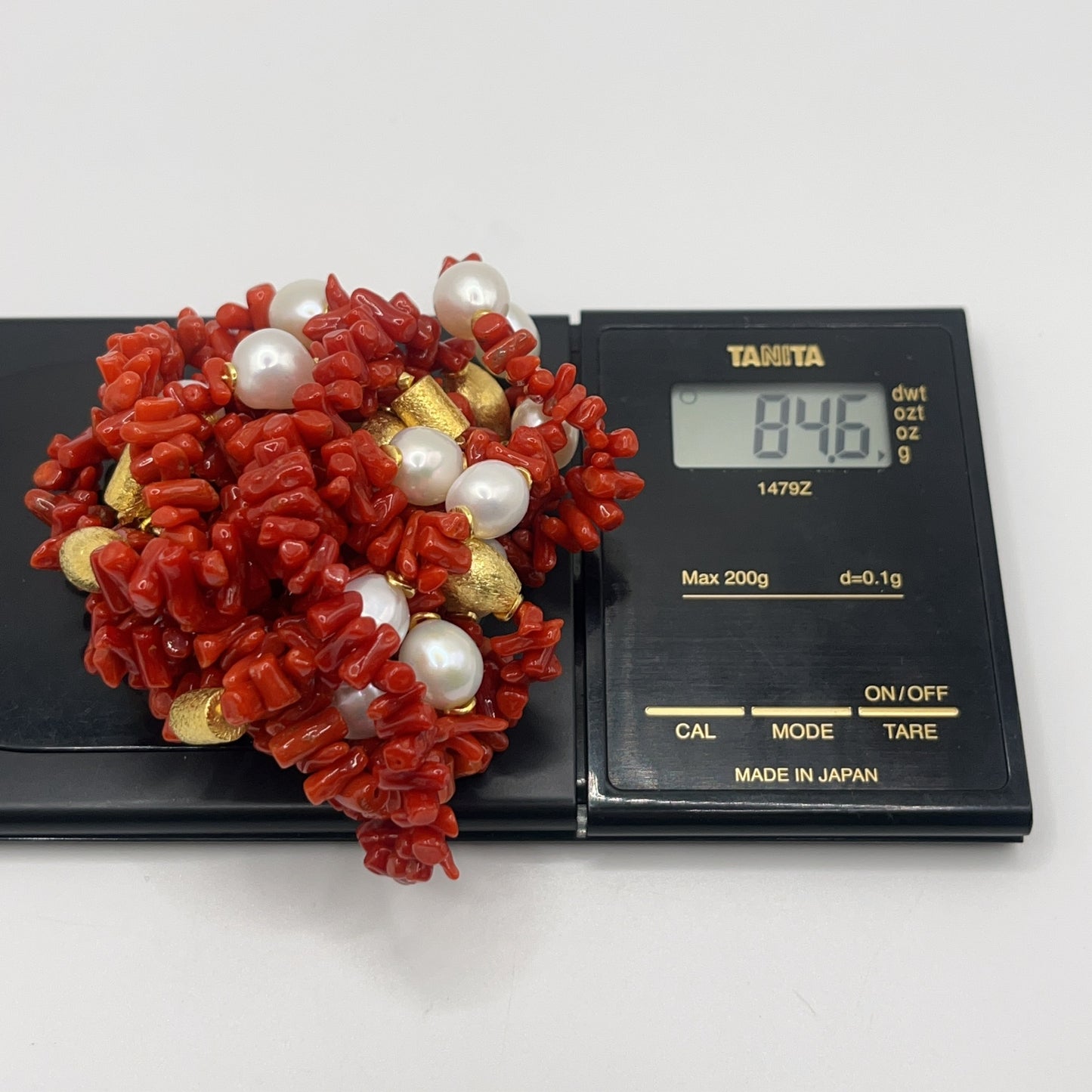 Italian Artisan Collection . Coral & Pearl 3 Layer Necklace in Silver 925 . Olive & Pillar