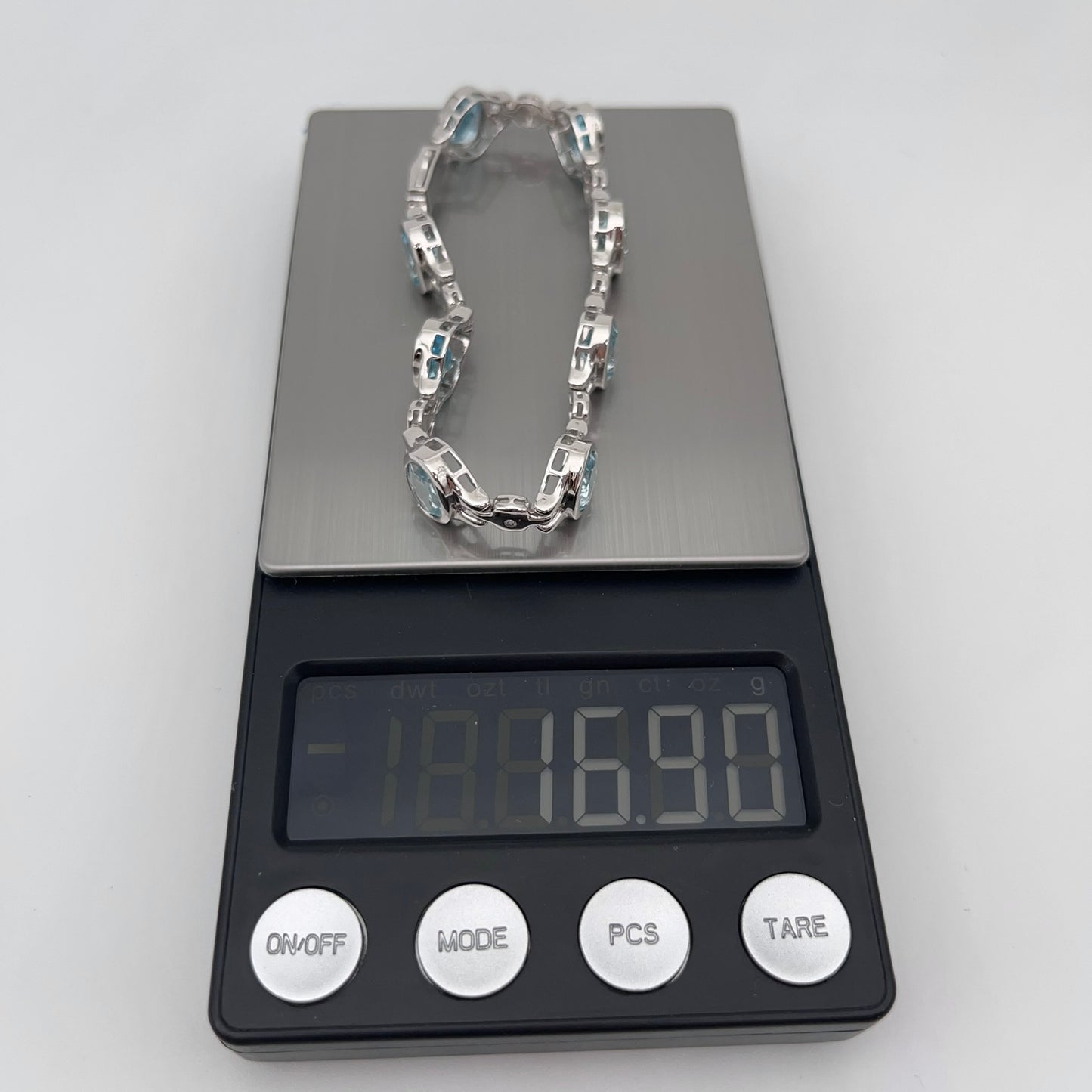 Contemporary Cocktail. Bracelet of Topaz in Silver 925. Polished & Oval