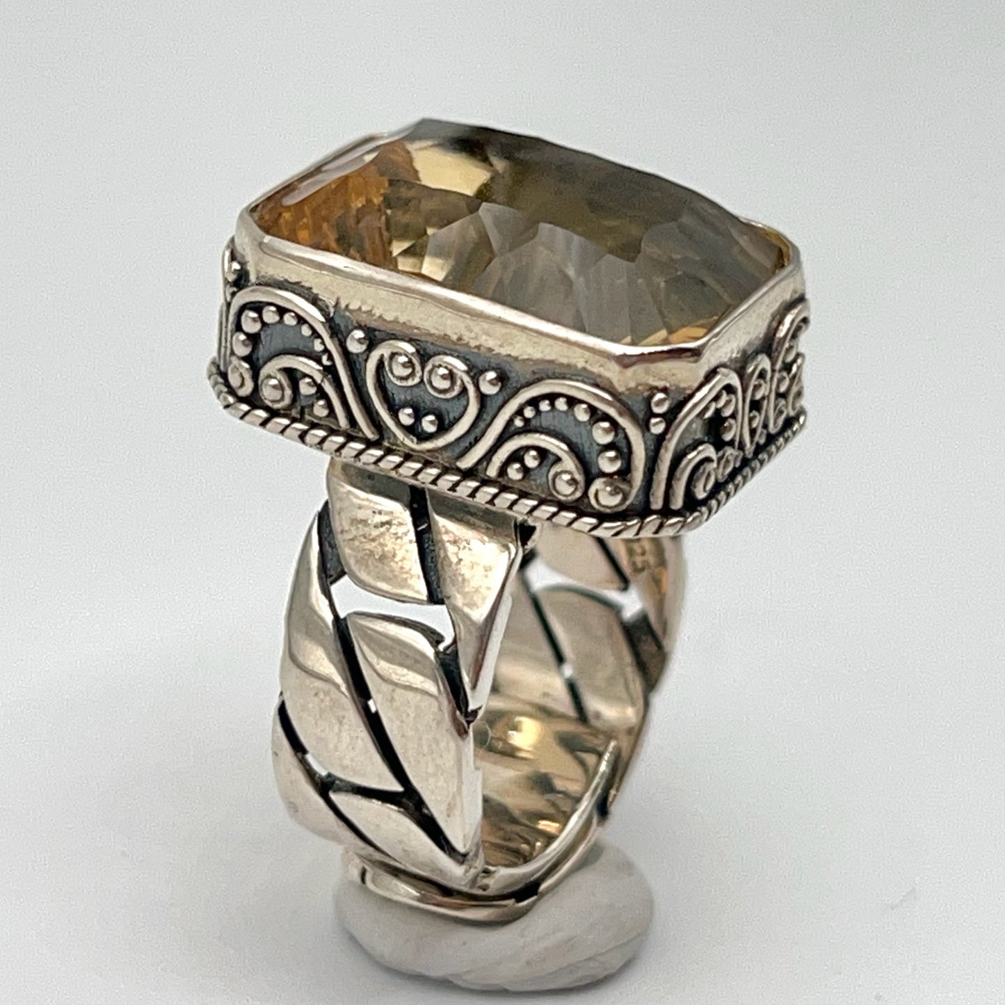 Retro Wind . Ring of Citrine in Silver 925. Rectangle . Decorative Texture