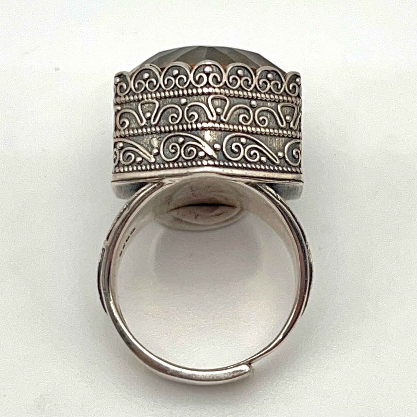 Retro Wind. Ring of Citrine in Silver 925. Hexagon