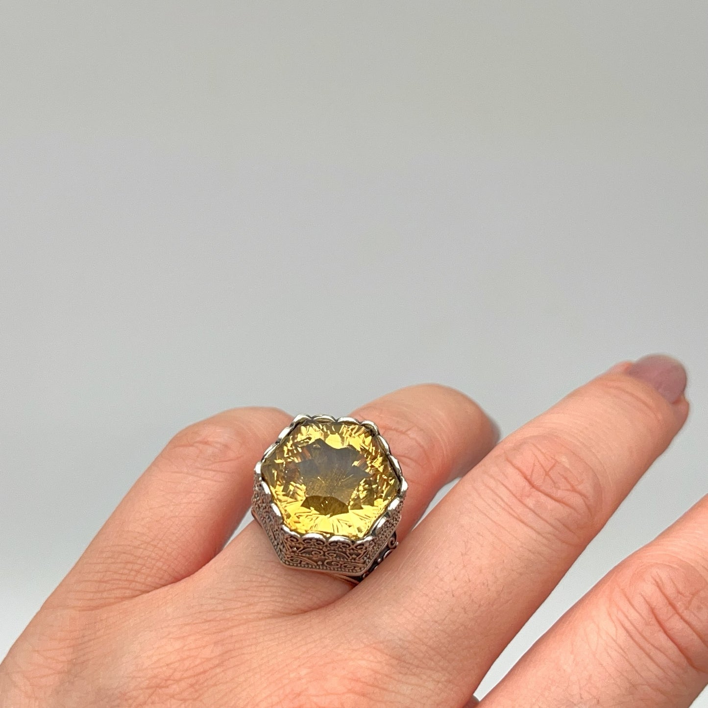 Retro Wind. Ring of Citrine in Silver 925. Hexagon