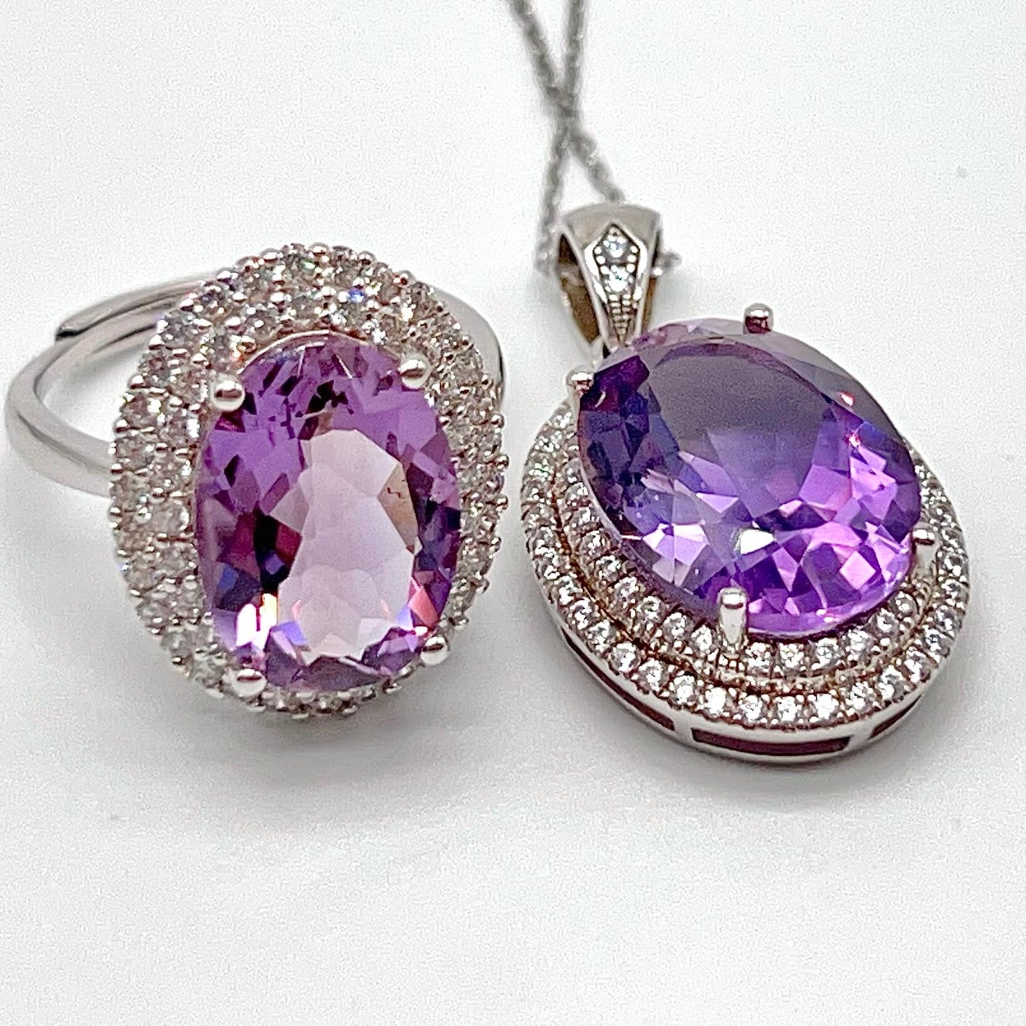 Contemporary Cocktail . Amethyst Necklace & Ring in Silver 925. Oval
