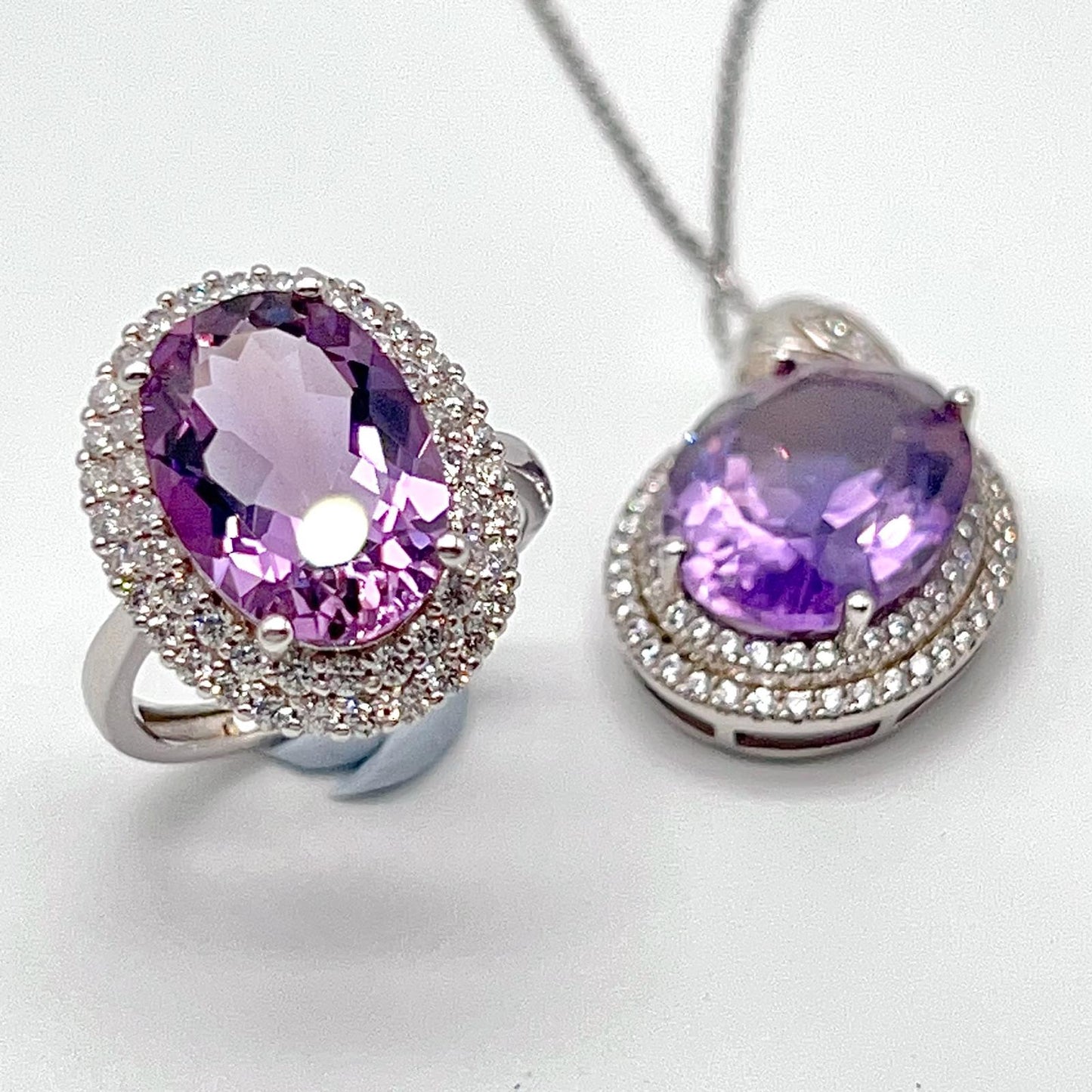 Contemporary Cocktail . Amethyst Necklace & Ring in Silver 925. Oval