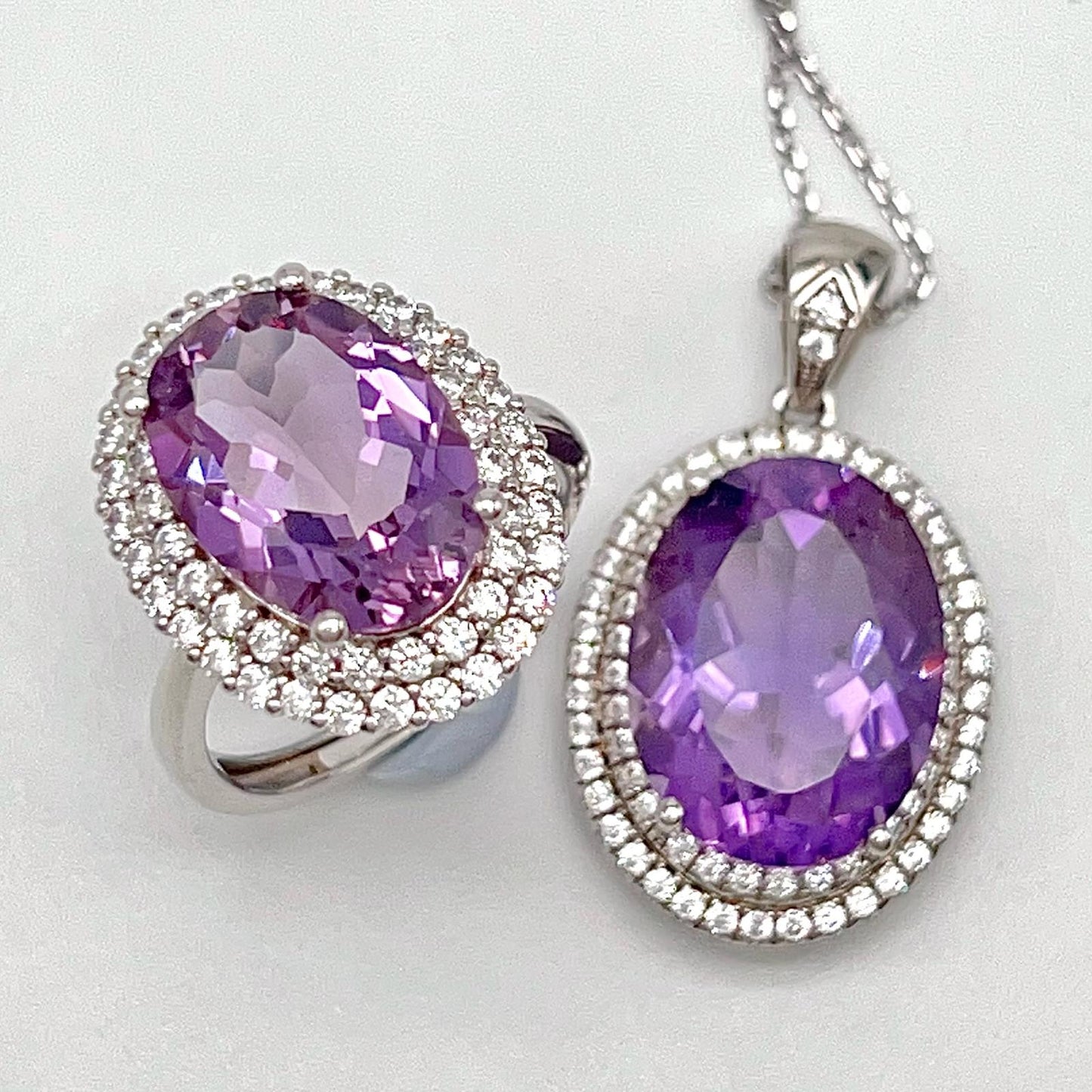 Contemporary Cocktail . Amethyst Necklace & Ring in Silver 925. Oval