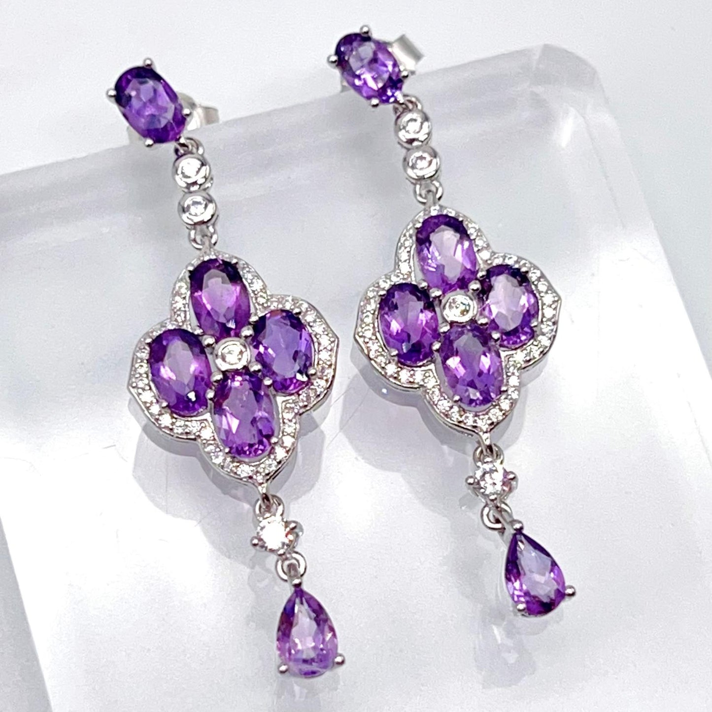 Contemporary Cocktail. Earring in Silver 925 with Amethyst. Clover & Drop
