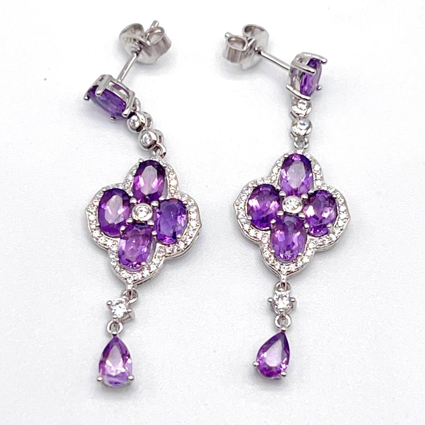 Contemporary Cocktail. Earring in Silver 925 with Amethyst. Clover & Drop
