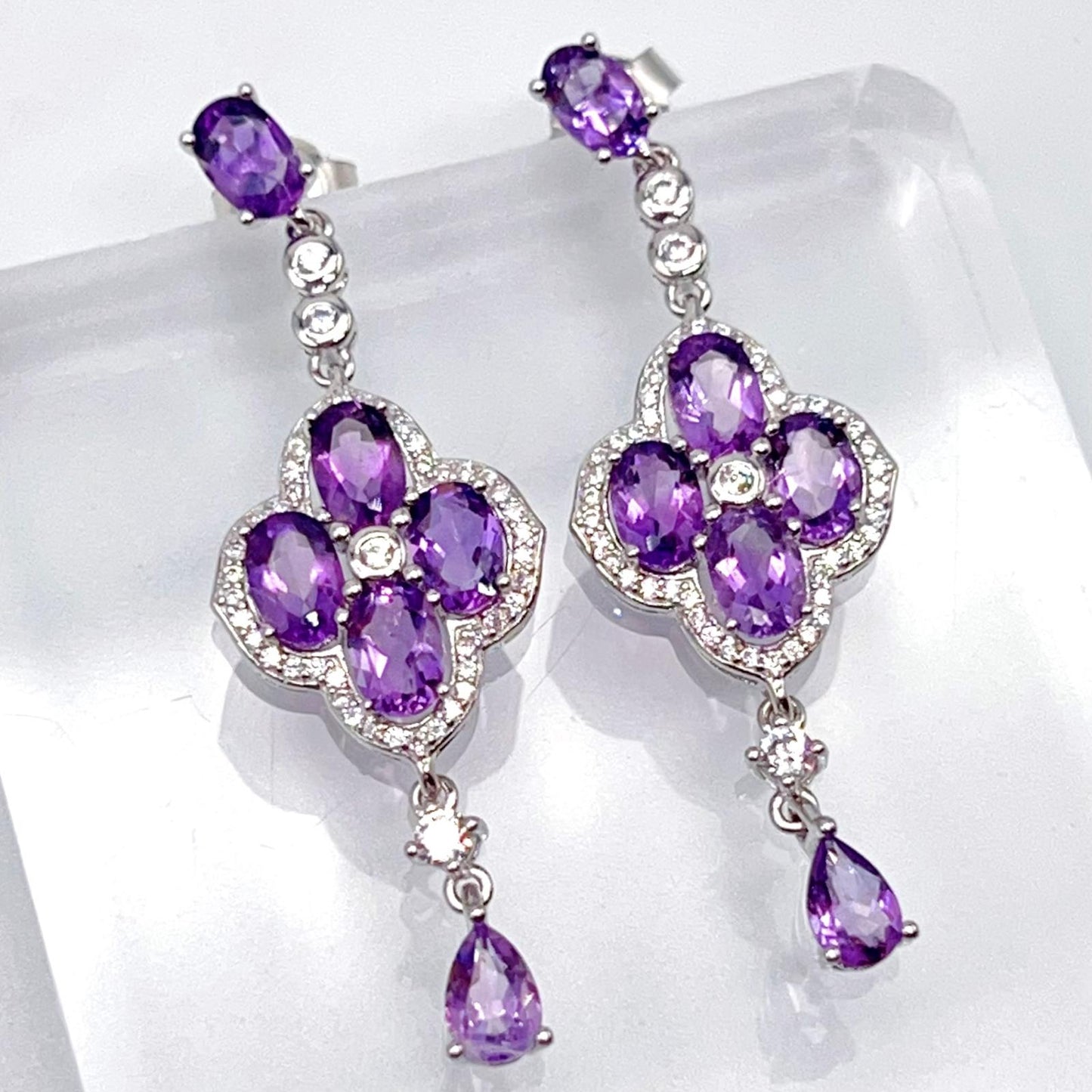 Contemporary Cocktail. Earring in Silver 925 with Amethyst. Clover & Drop