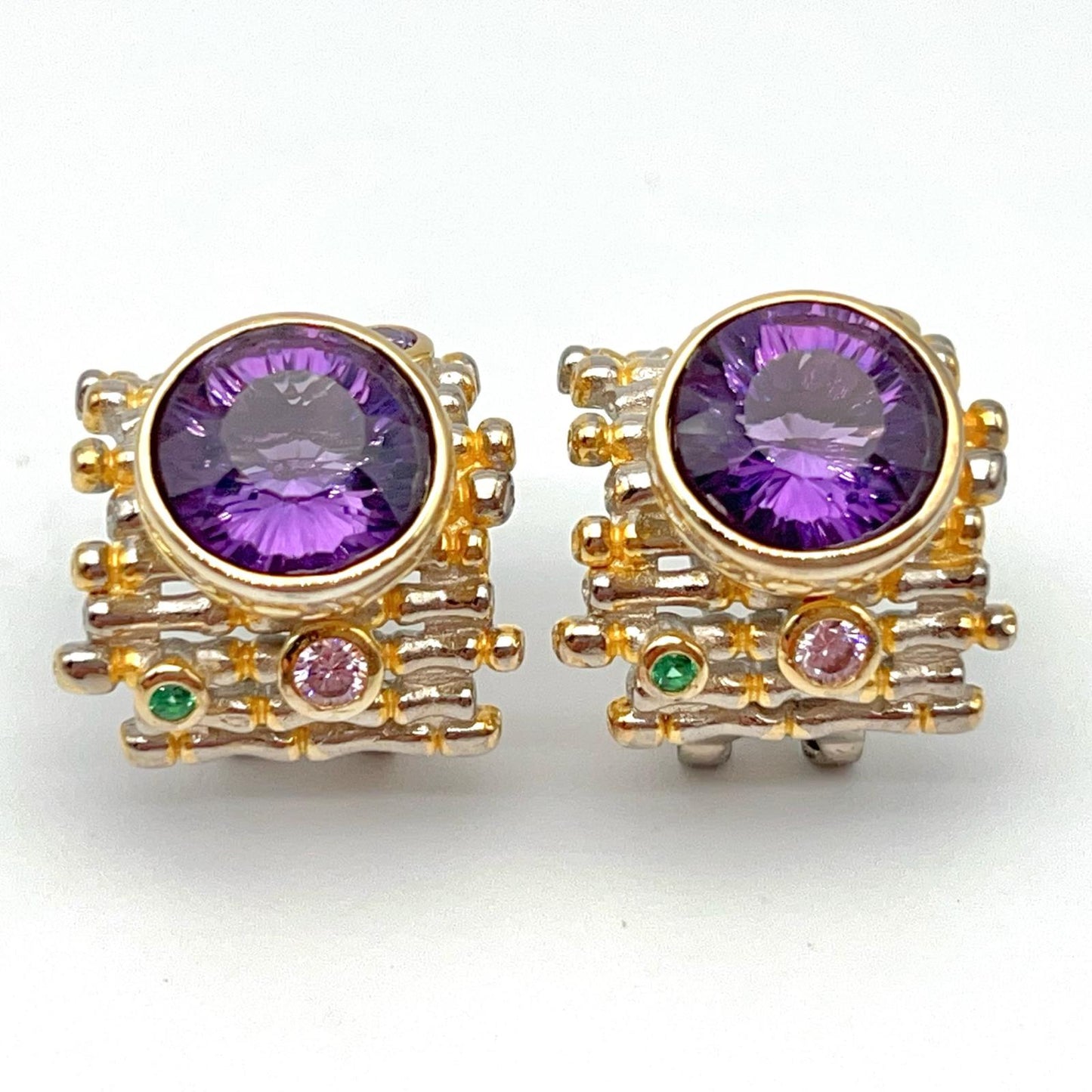 Retro Wind. Earring of Amethyst in Silver. Round. Multi-color Zircon