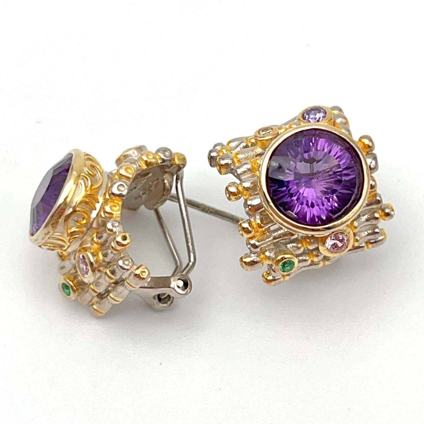 Retro Wind. Earring of Amethyst in Silver. Round. Multi-color Zircon