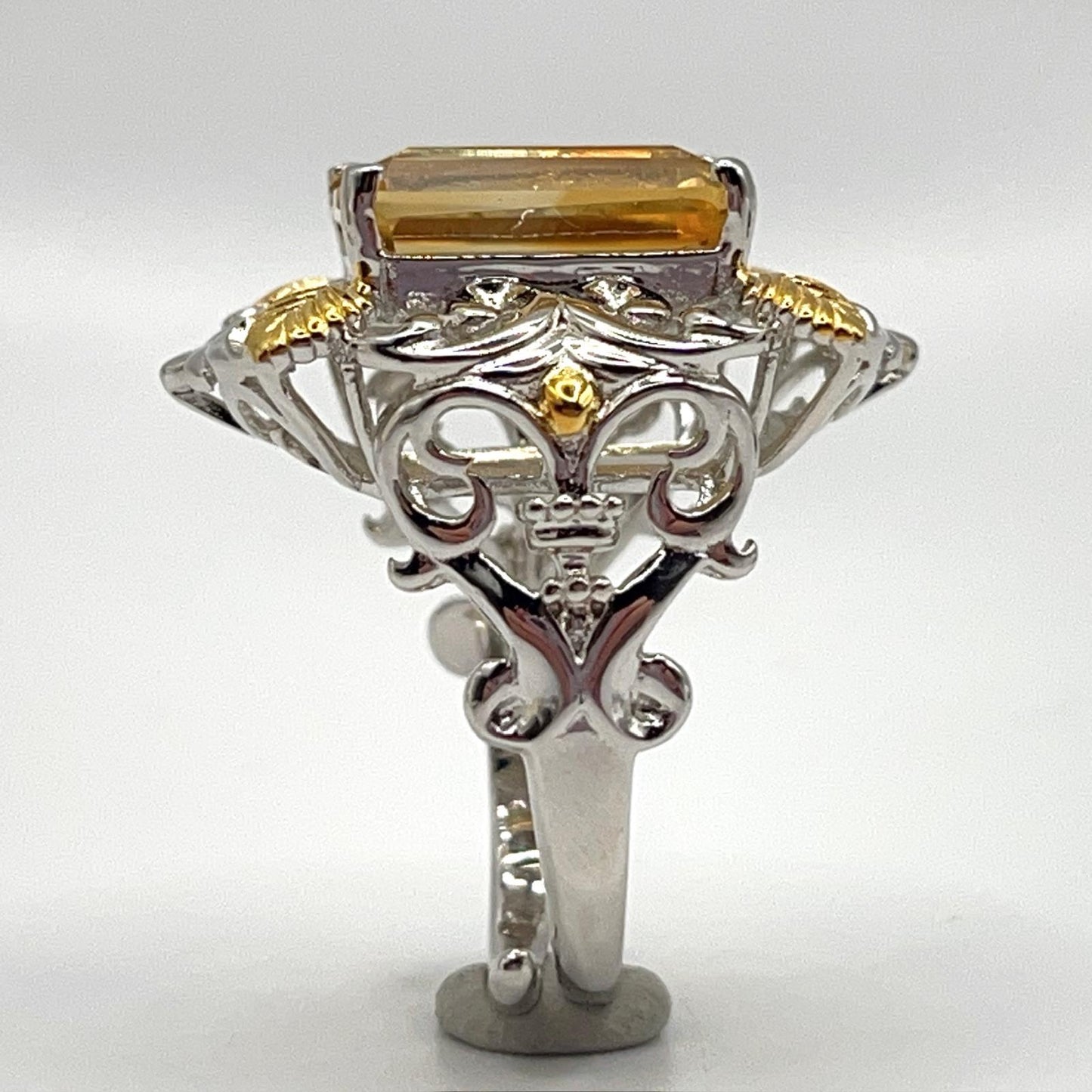 Contemporary Cocktail . Ring of Citrine in Baroque Frame in Silver 925