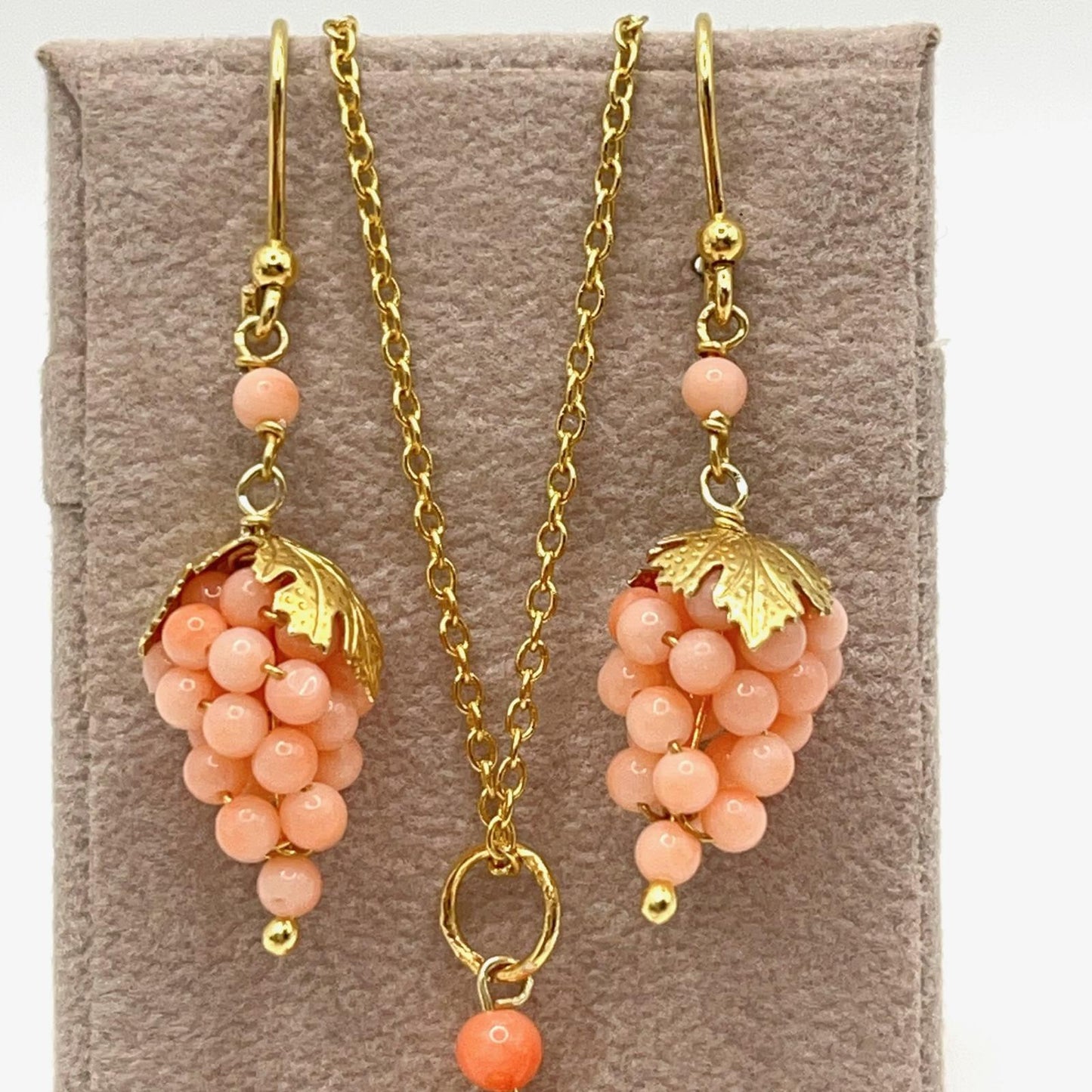 Italian Artisan Collection . Coral Earring & Necklace in Silver 925 . Pacific Pink Coral