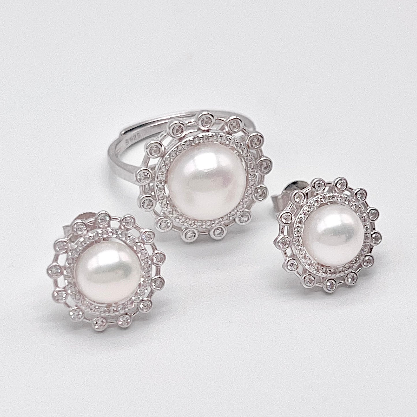 Retro Wind. Freshwater Pearl Earrings and Ring Set in silver 925. Round Spark 02