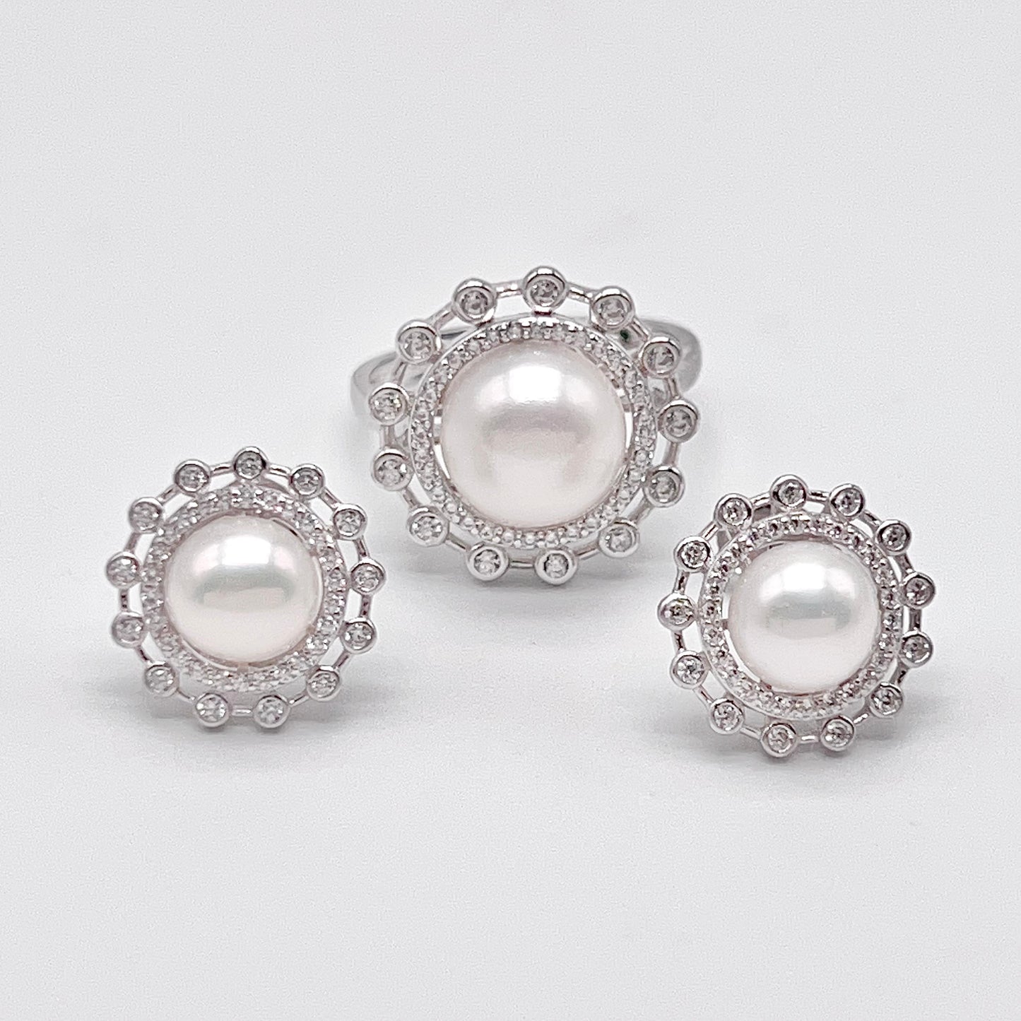 Retro Wind. Freshwater Pearl Earrings and Ring Set in silver 925. Round Spark 02