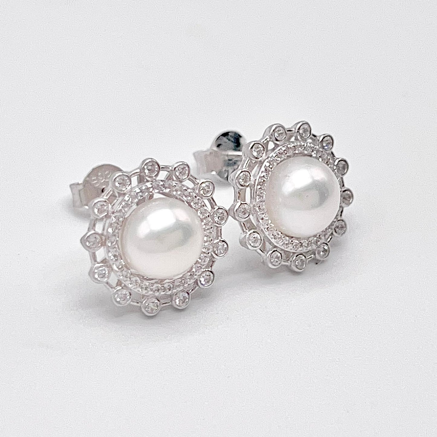 Retro Wind. Freshwater Pearl Earrings and Ring Set in silver 925. Round Spark 02