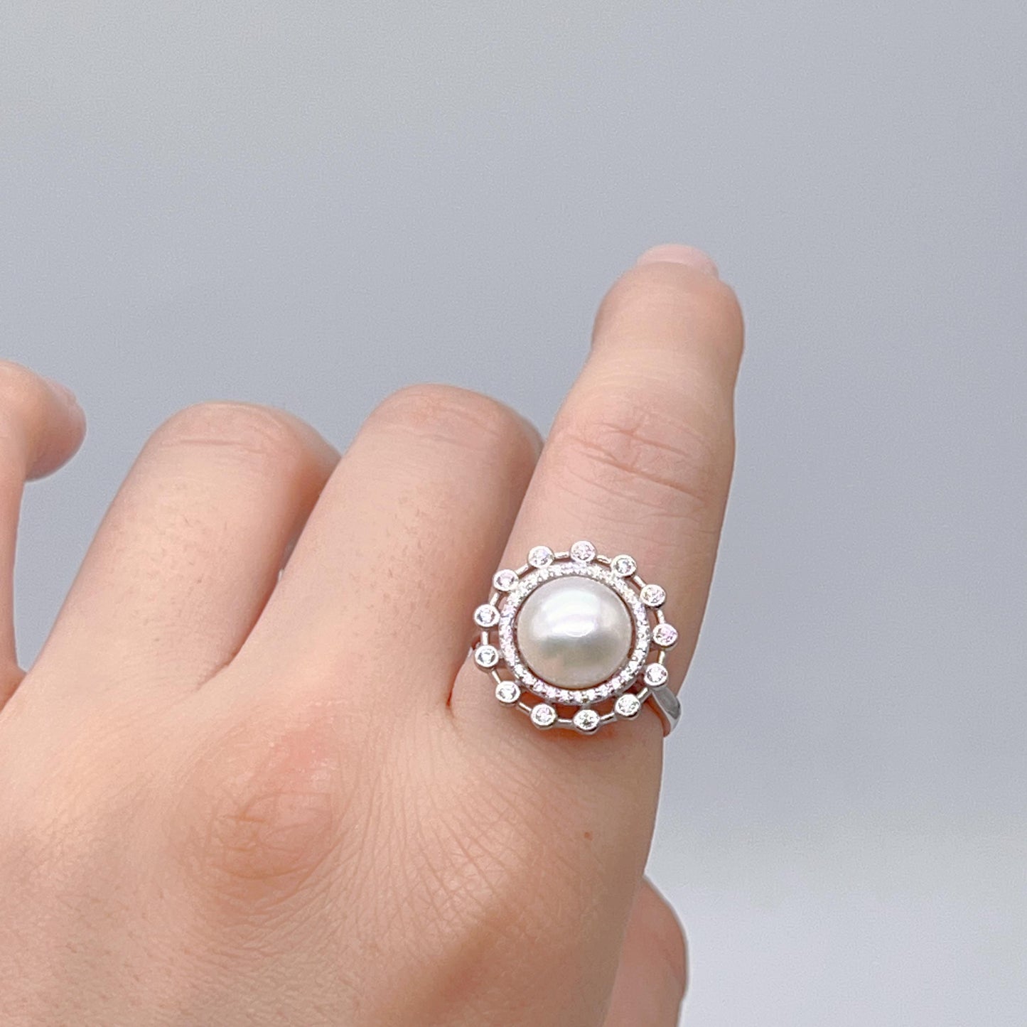 Retro Wind. Freshwater Pearl Earrings and Ring Set in silver 925. Round Spark 02