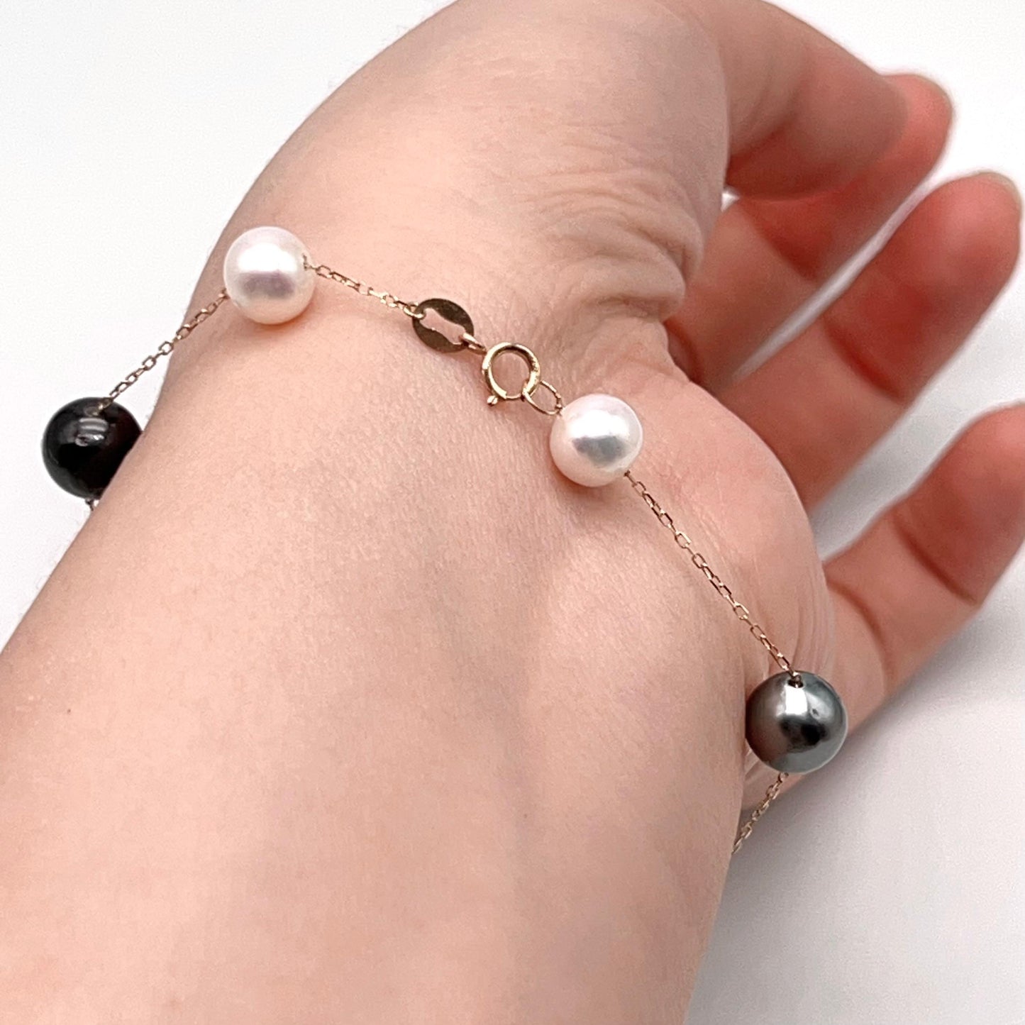 Star Light . Bracelet Tahitian and Freshwater Pearl in Gold 18K