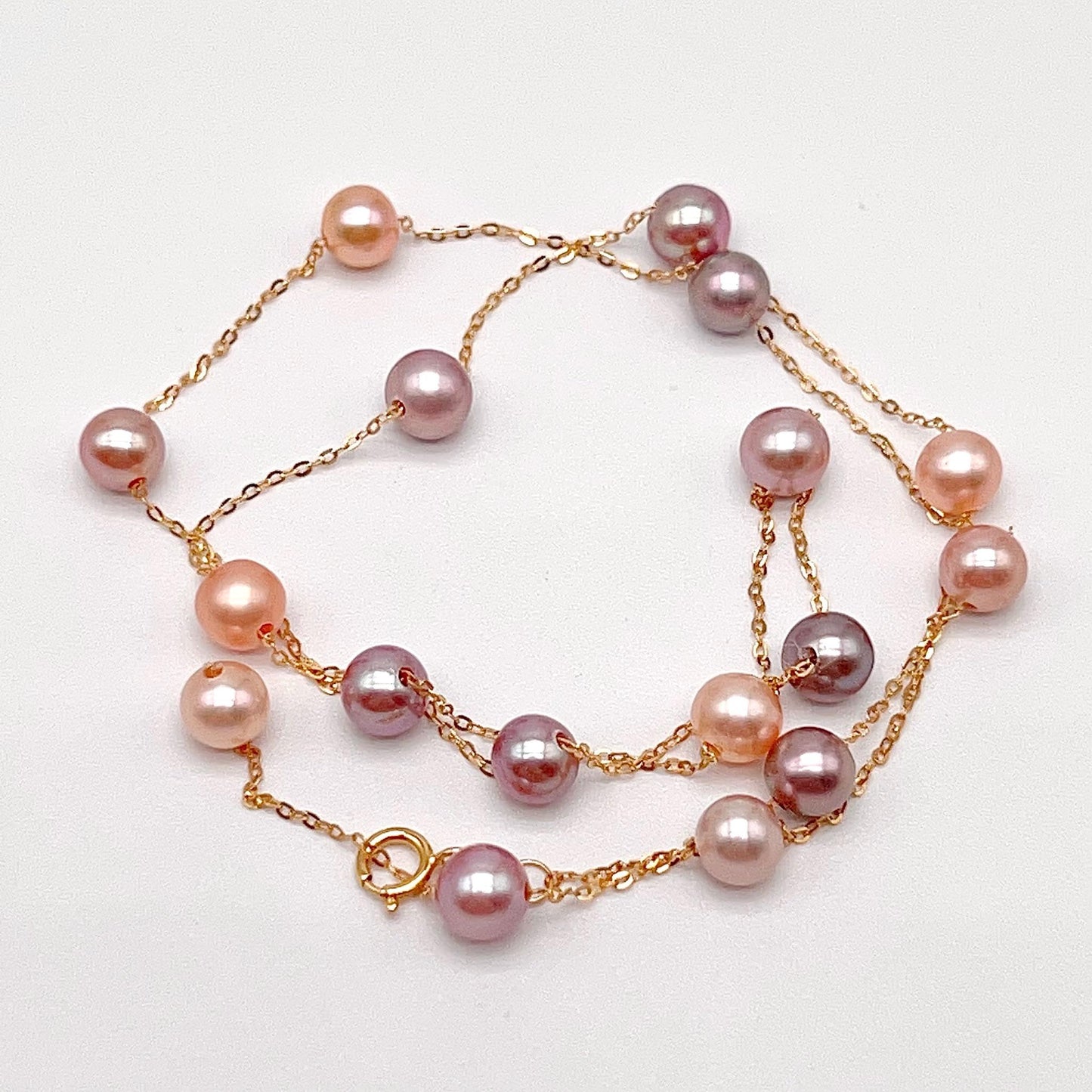 Star Light . Multi-color Freshwater Pearl Necklace in Gold 18K