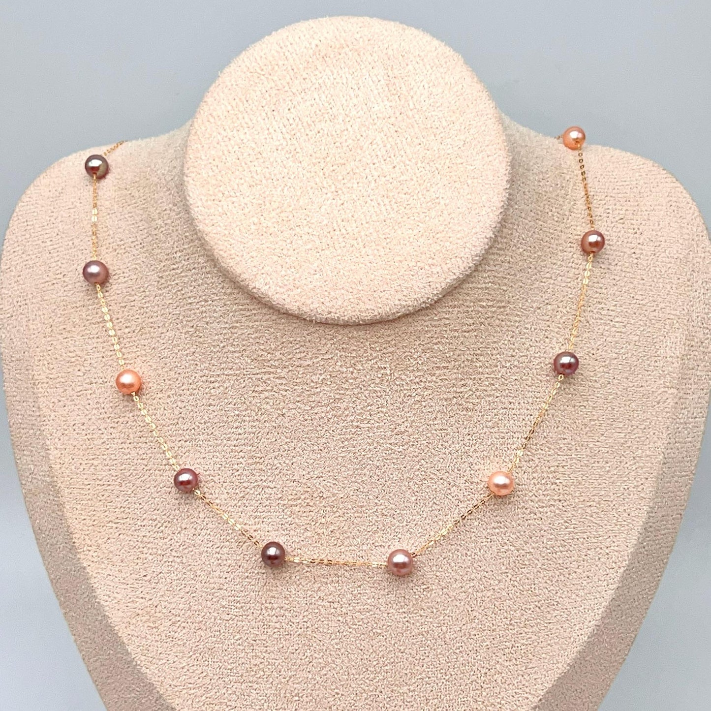 Star Light . Multi-color Freshwater Pearl Necklace in Gold 18K