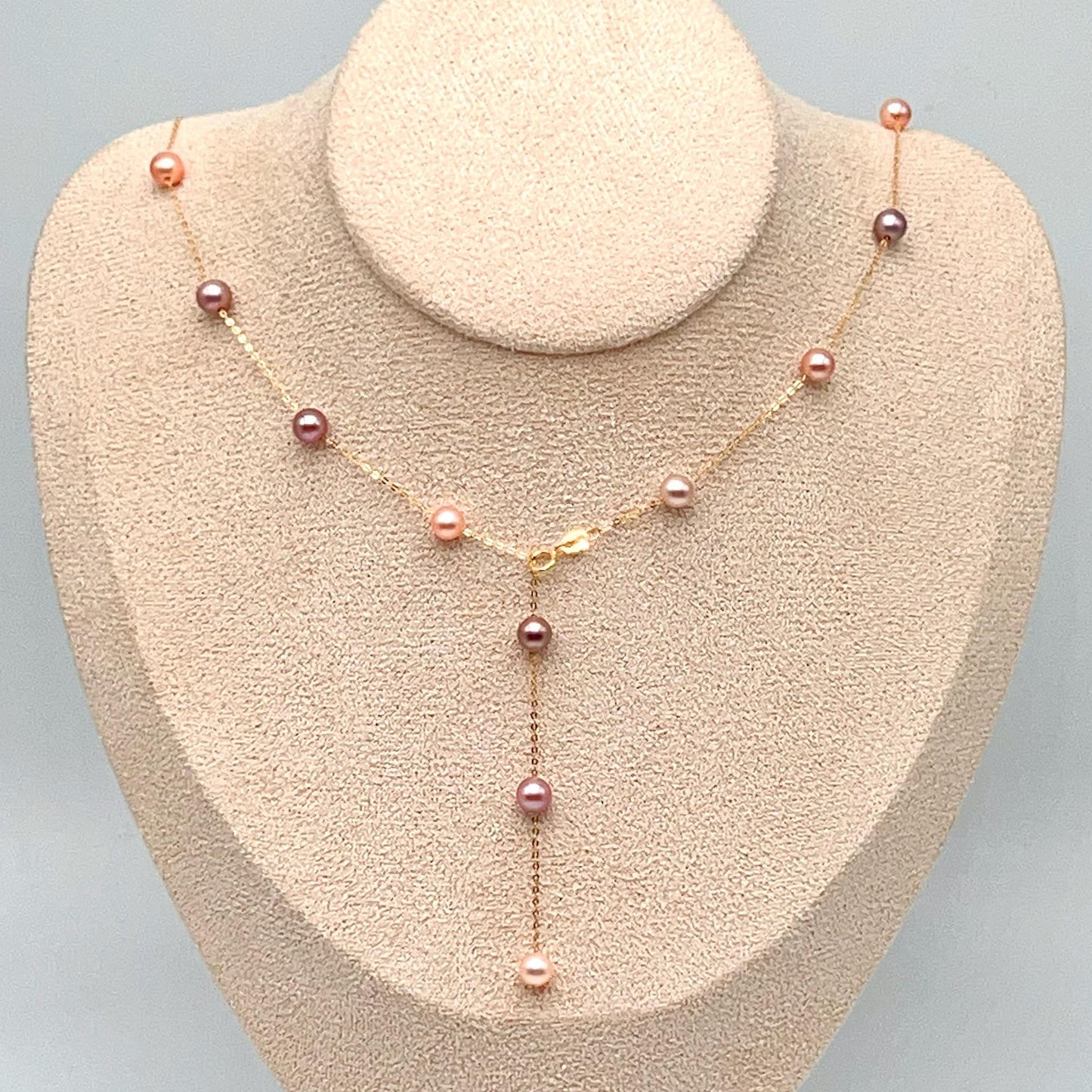 Star Light . Multi-color Freshwater Pearl Necklace in Gold 18K