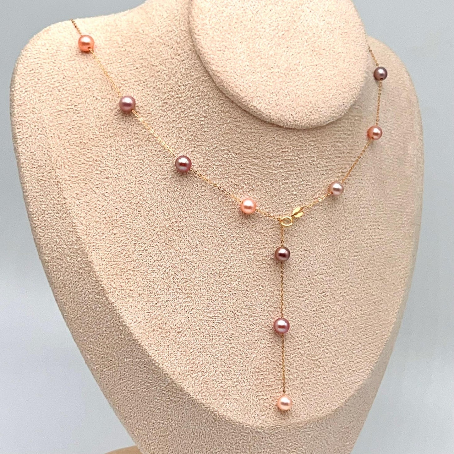 Star Light . Multi-color Freshwater Pearl Necklace in Gold 18K