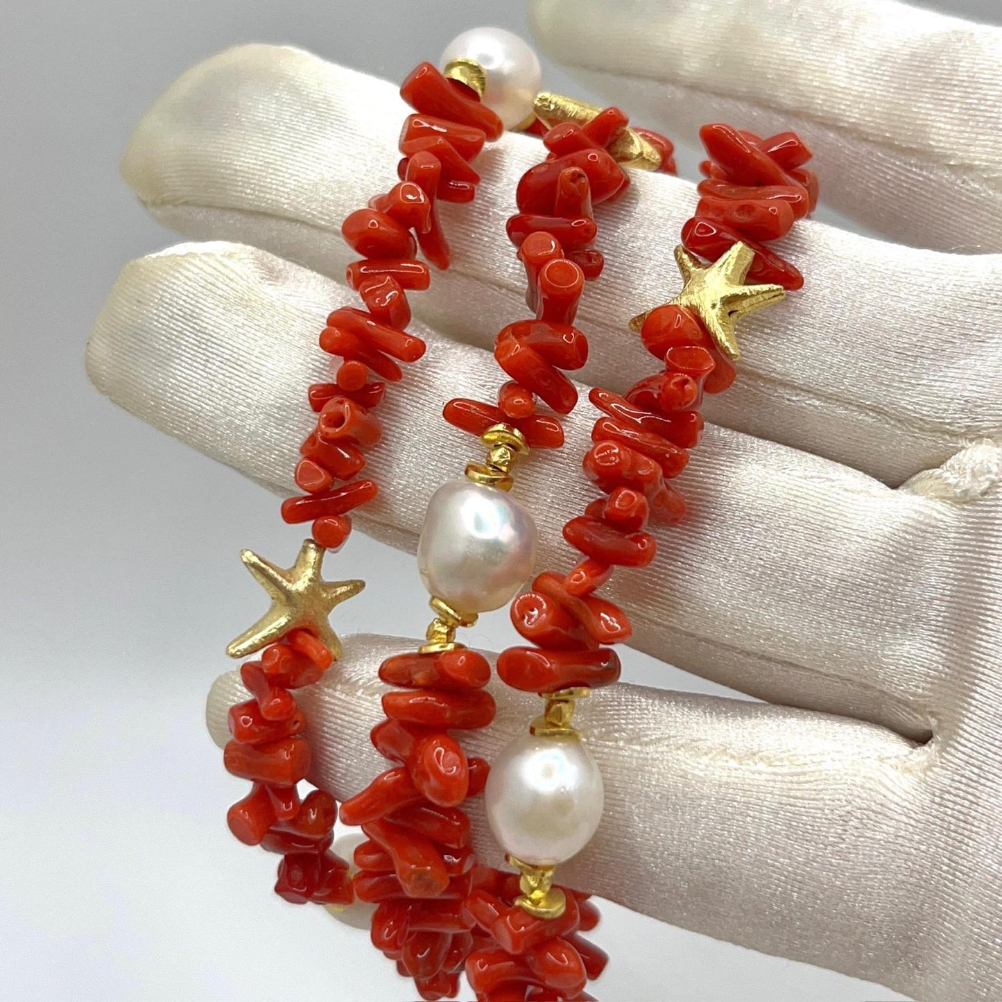 Italian Artisan Collection. Coral & Pearl Bracelet in Silver 925 With Sea-Inspired Elements