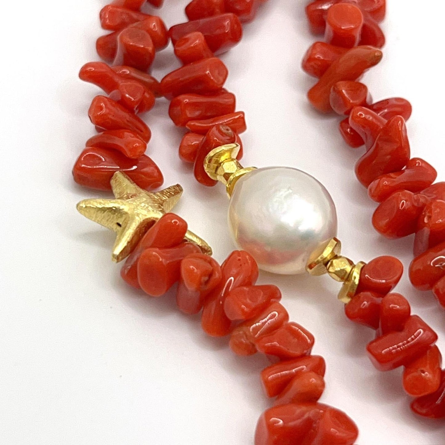 Italian Artisan Collection. Coral & Pearl Bracelet in Silver 925 With Sea-Inspired Elements