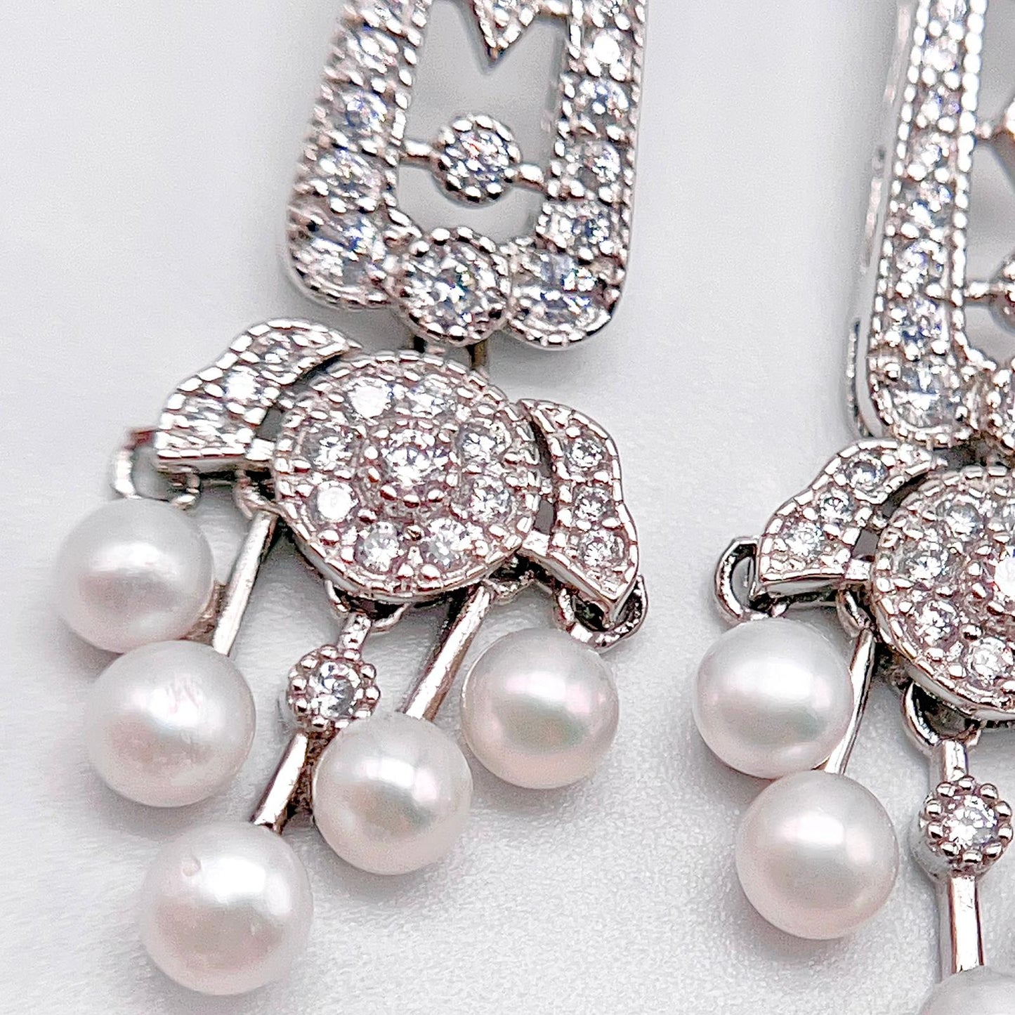 Antique Impression. Multi-pearl Earring in Silver 925. Edwardian Chandelier 5 pearl