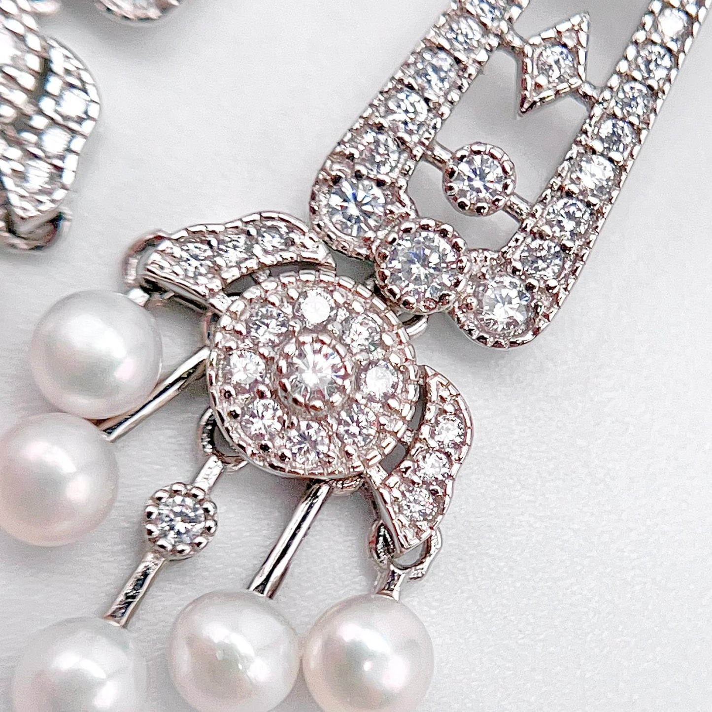 Antique Impression. Multi-pearl Earring in Silver 925. Edwardian Chandelier 5 pearl