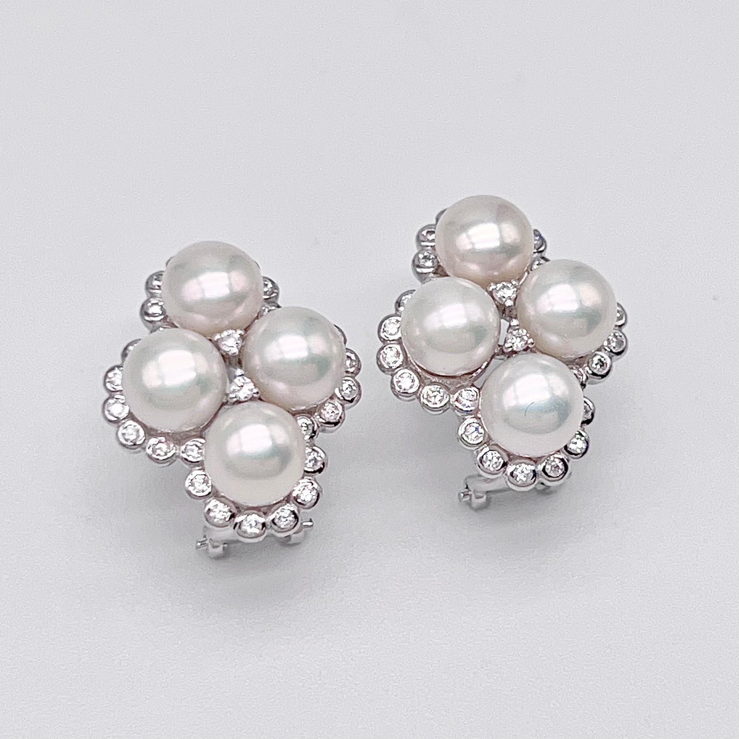 Retro Wind. Freshwater Pearl Earring and Ring Set in silver 925. Round Spark