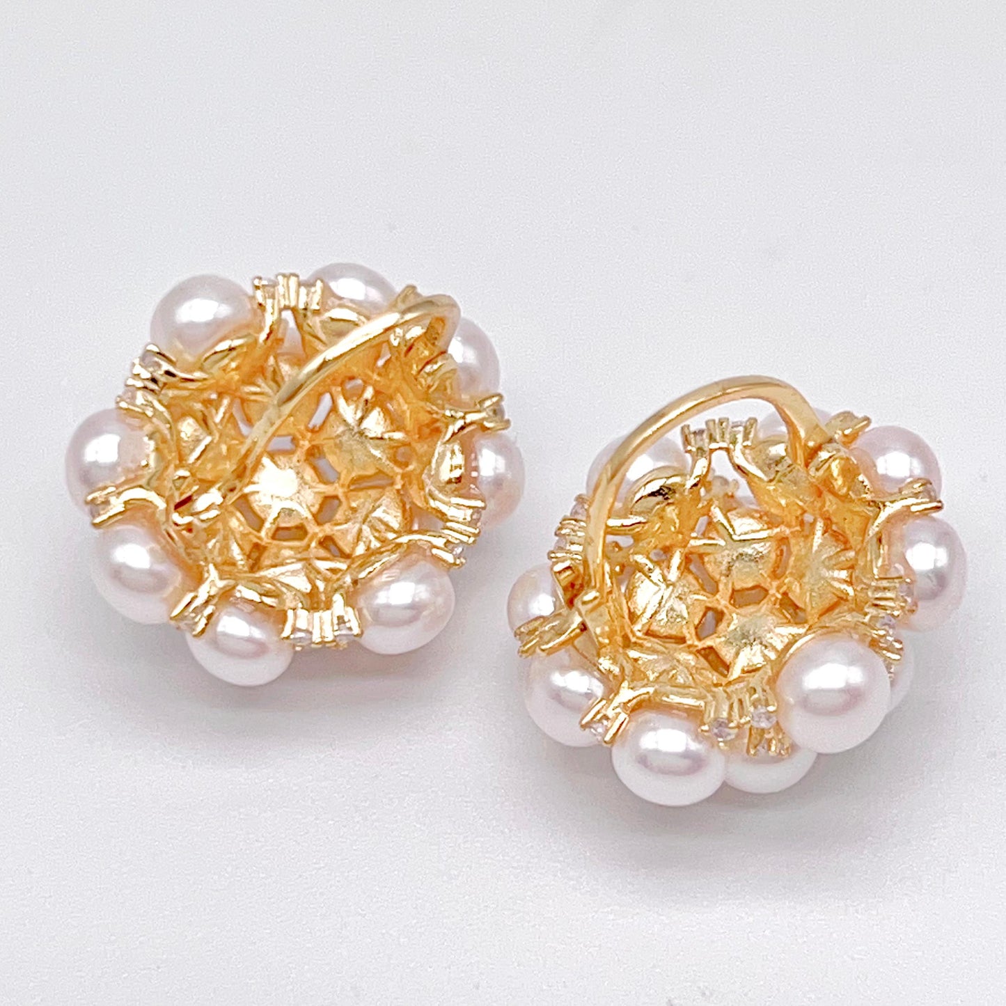 Retro Wind. Freshwater Pearl Earring in silver 925. pearl Basket