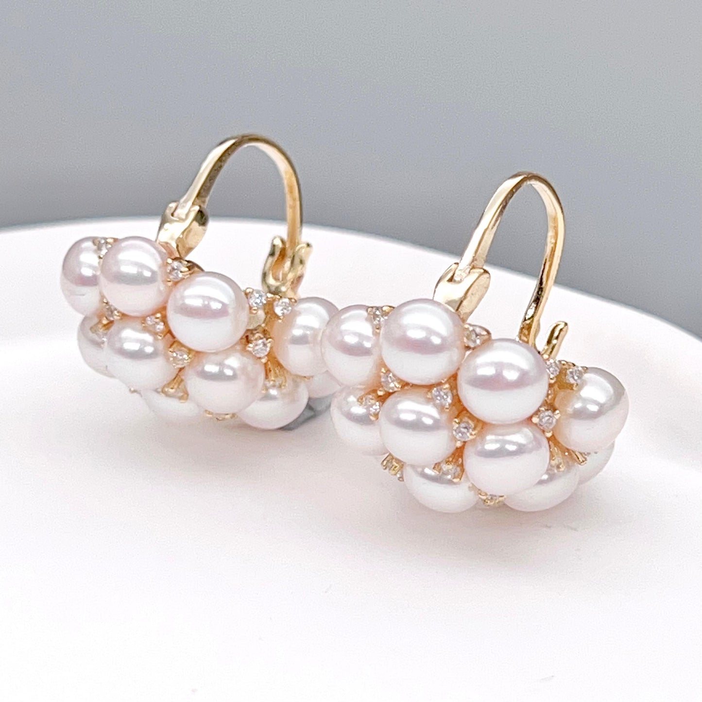 Retro Wind. Freshwater Pearl Earring in silver 925. pearl Basket