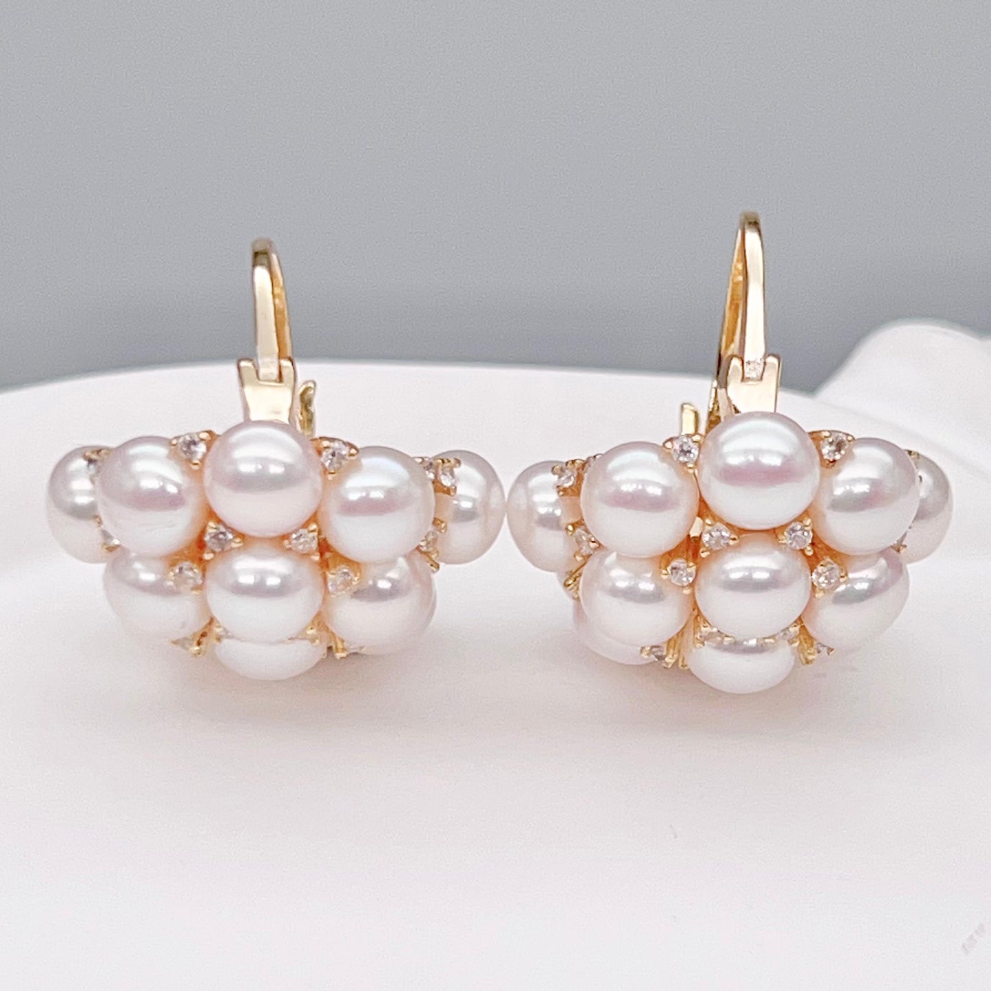 Retro Wind. Freshwater Pearl Earring in silver 925. pearl Basket