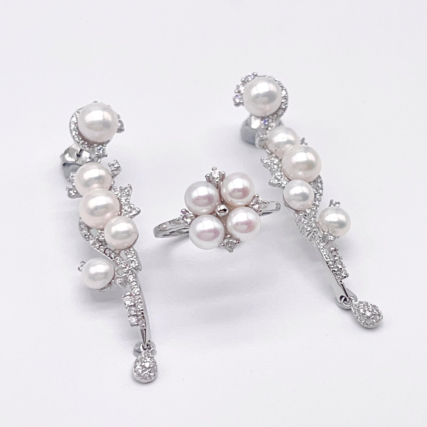 Retro Wind. Freshwater Pearl Earring and Ring Set in silver 925. Pearl bean