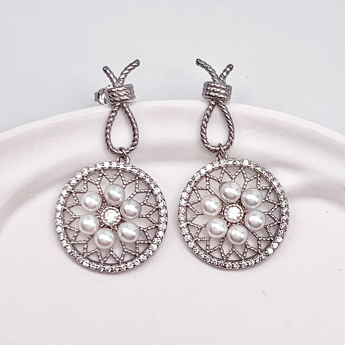 Retro Wind. Pearl Earring and Ring in Silver 925. Wheel