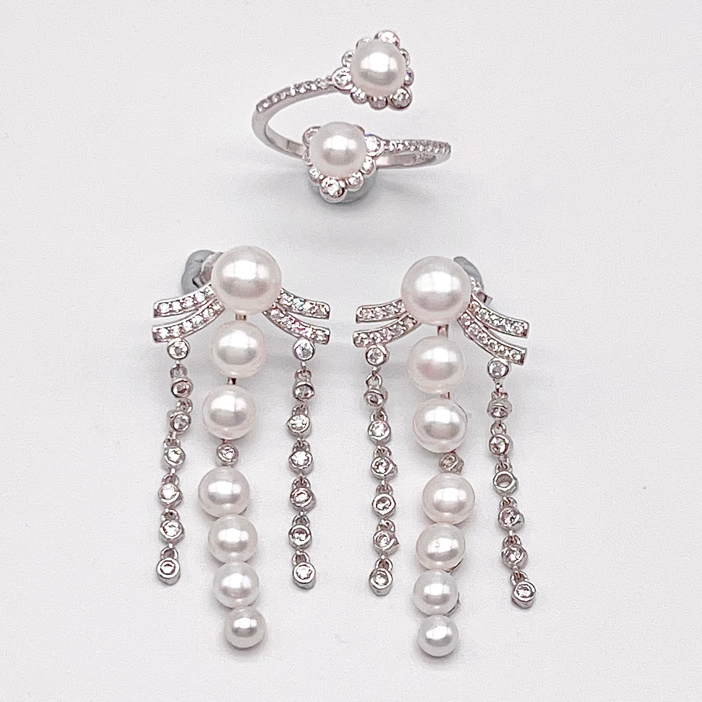 Retro Wind. Pearl Earring and Ring in Silver 925. 3 Fringe