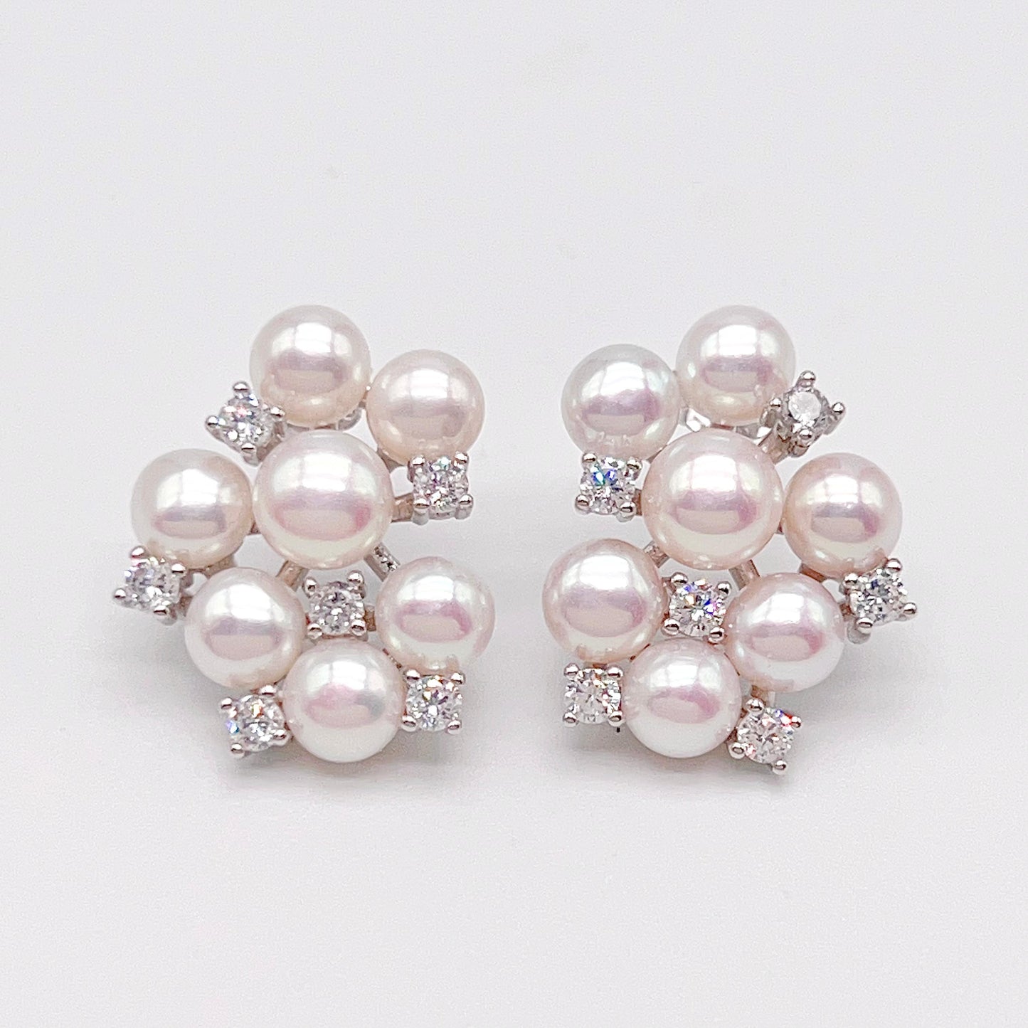 Retro Wind. Pearl Earring and Ring in Silver 925. Cloud Cluster