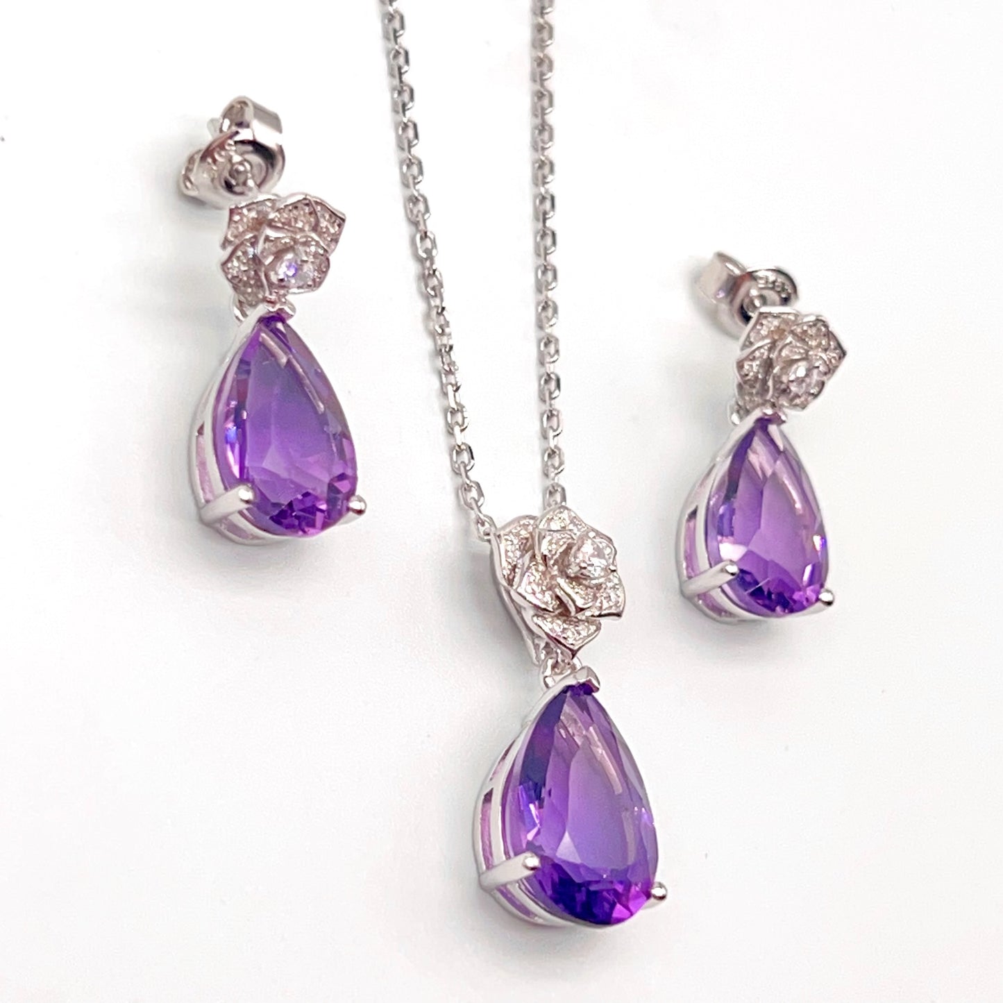Contemporary Cocktail. Set of Amethyst in Silver 925. Camellia