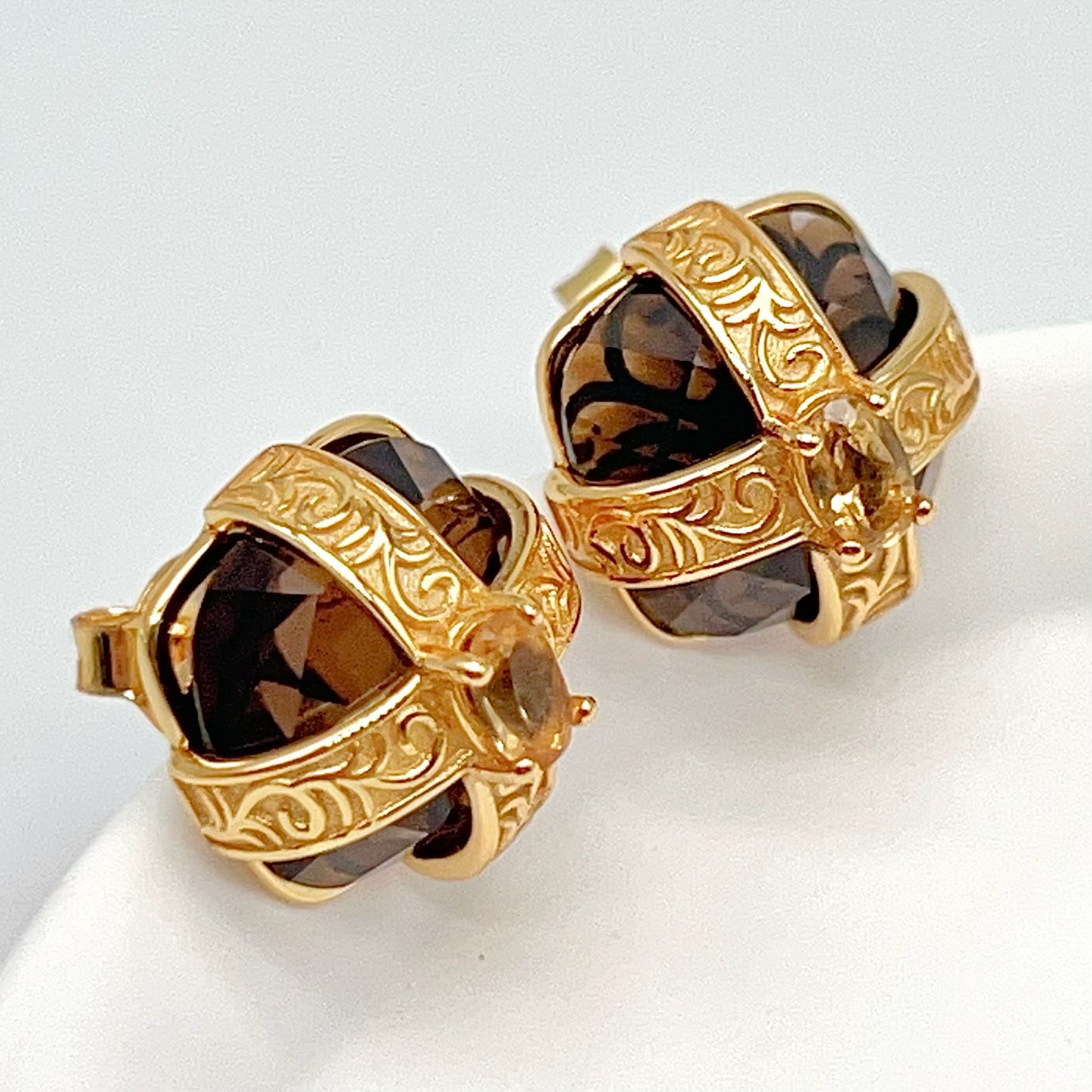 Retro Wind . Smoky quartz earring Stud in Silver 925