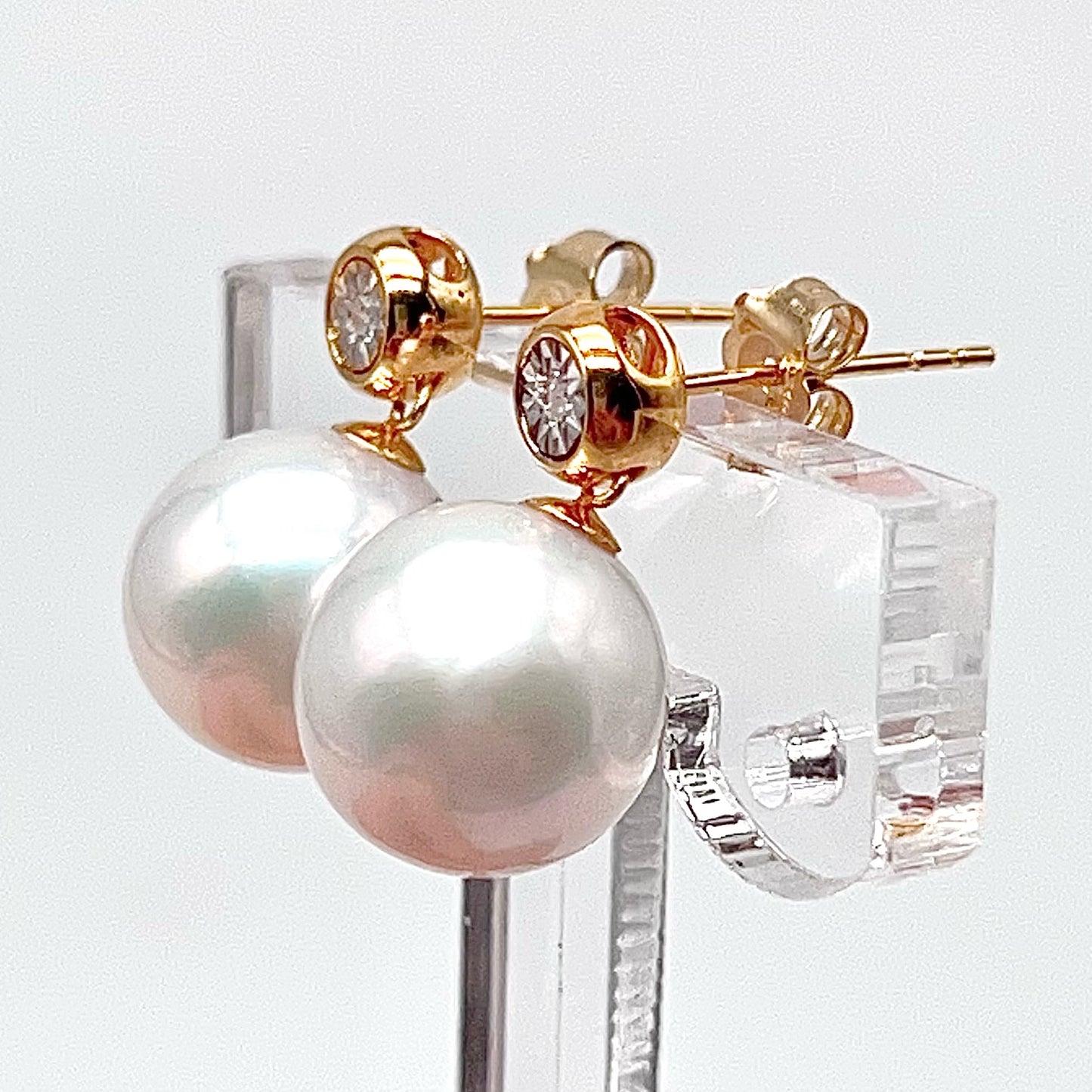 Classic. Edison Pearl Earring Stud With Diamond . Bubble Pop