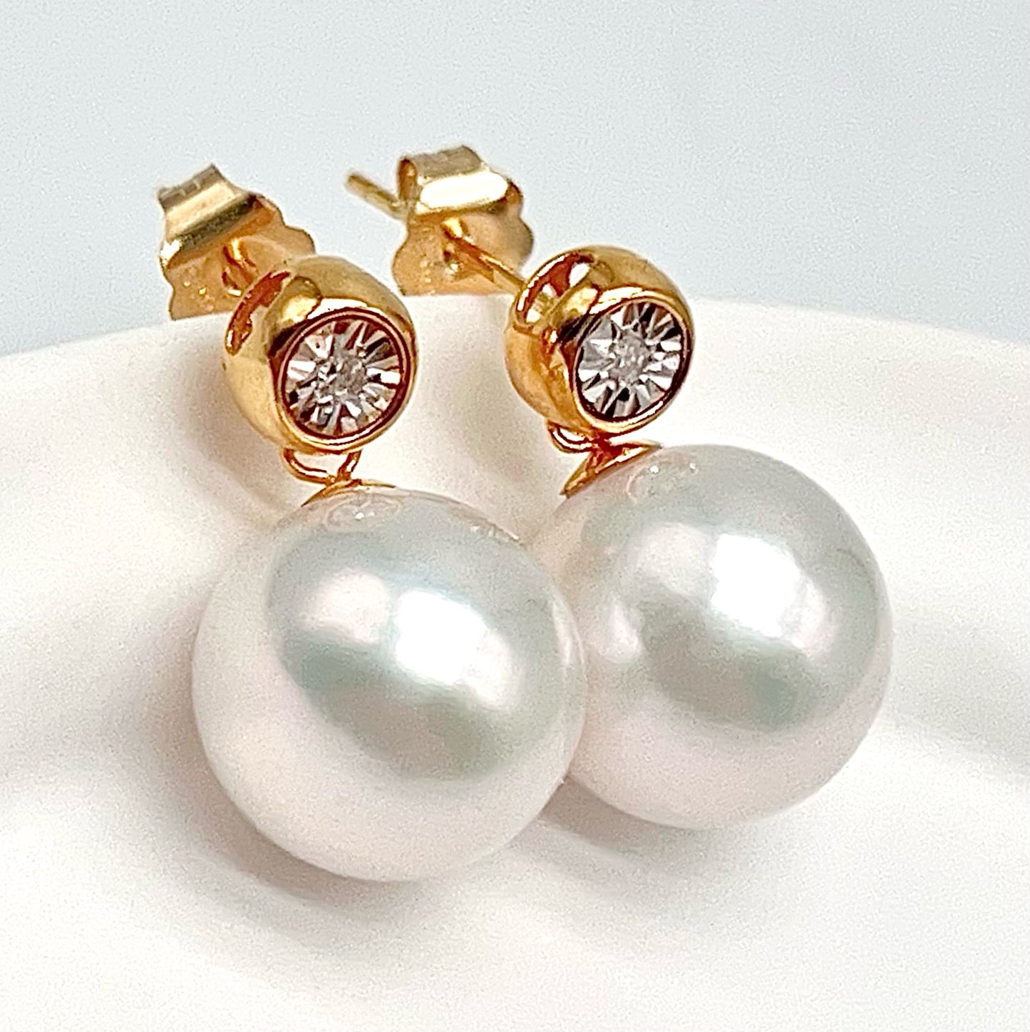 Classic. Edison Pearl Earring Stud With Diamond . Bubble Pop