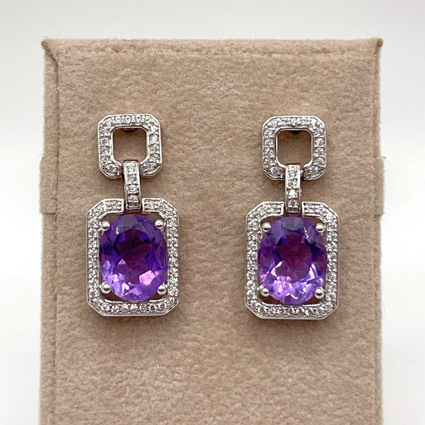 Contemporary Cocktail . Amethyst Earring in Silver 925. Art Deco Inspired