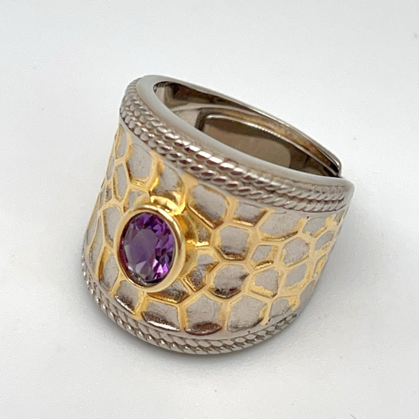 Retro Wind. Ring of Amethyst in Silver 925 .Golden Circle