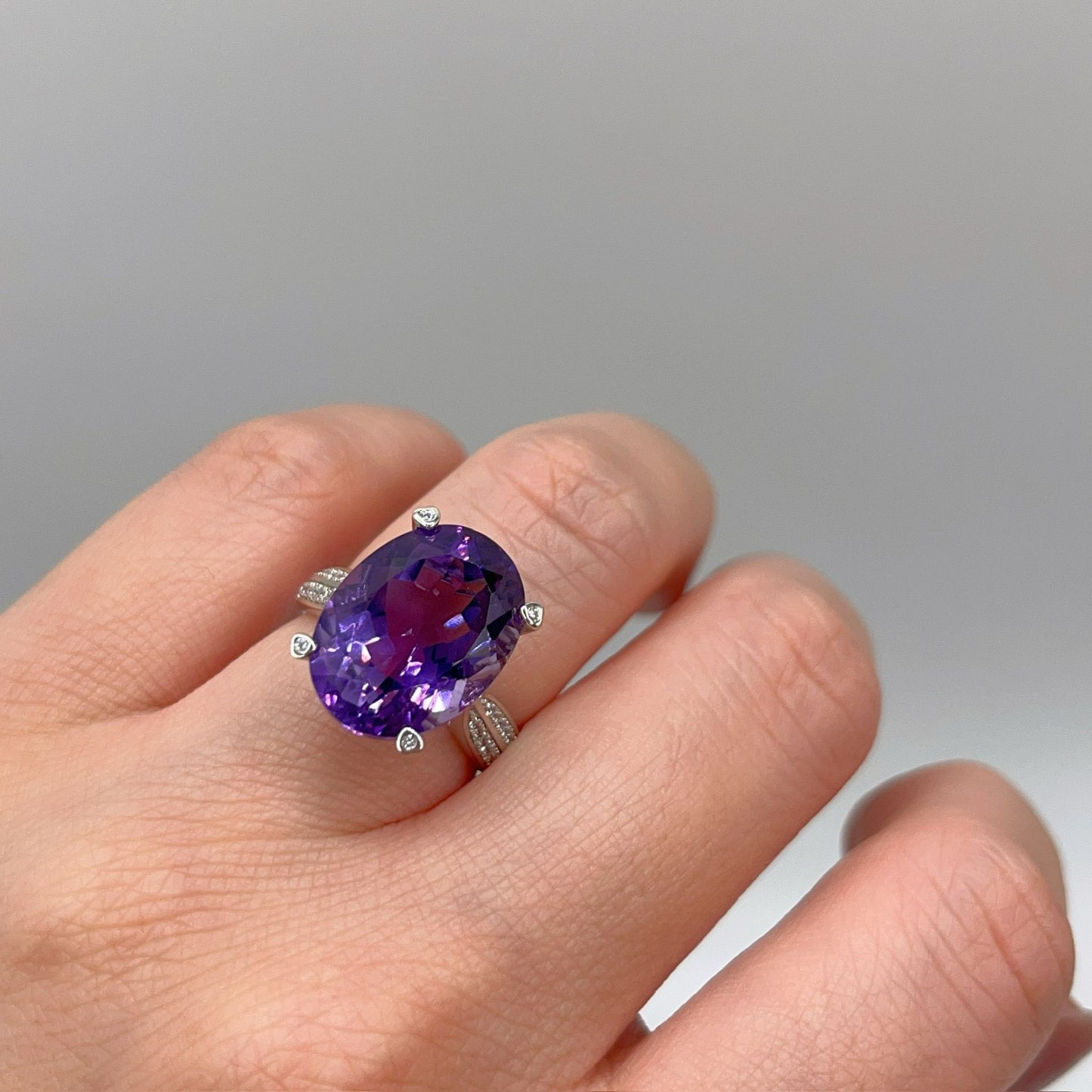 Contemporary Cocktail. Set of Amethyst Earring & Ring in Silver 925 . Oval Simple