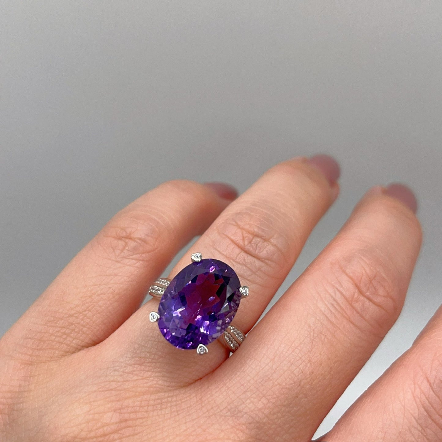 Contemporary Cocktail. Set of Amethyst Earring & Ring in Silver 925 . Oval Simple
